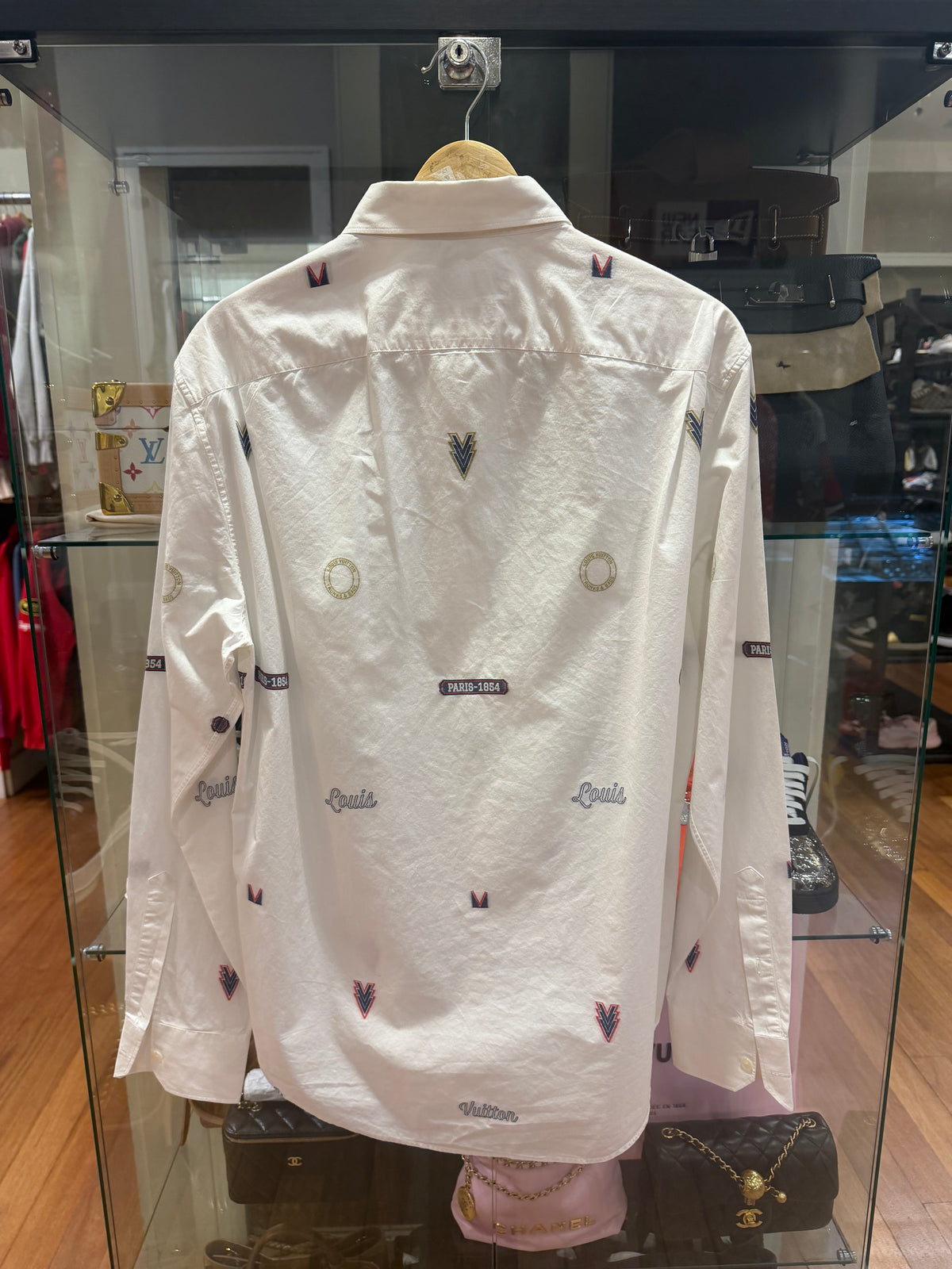 Louis Vuitton Cotton
Emroidered Logo Button Up
Shirt - White