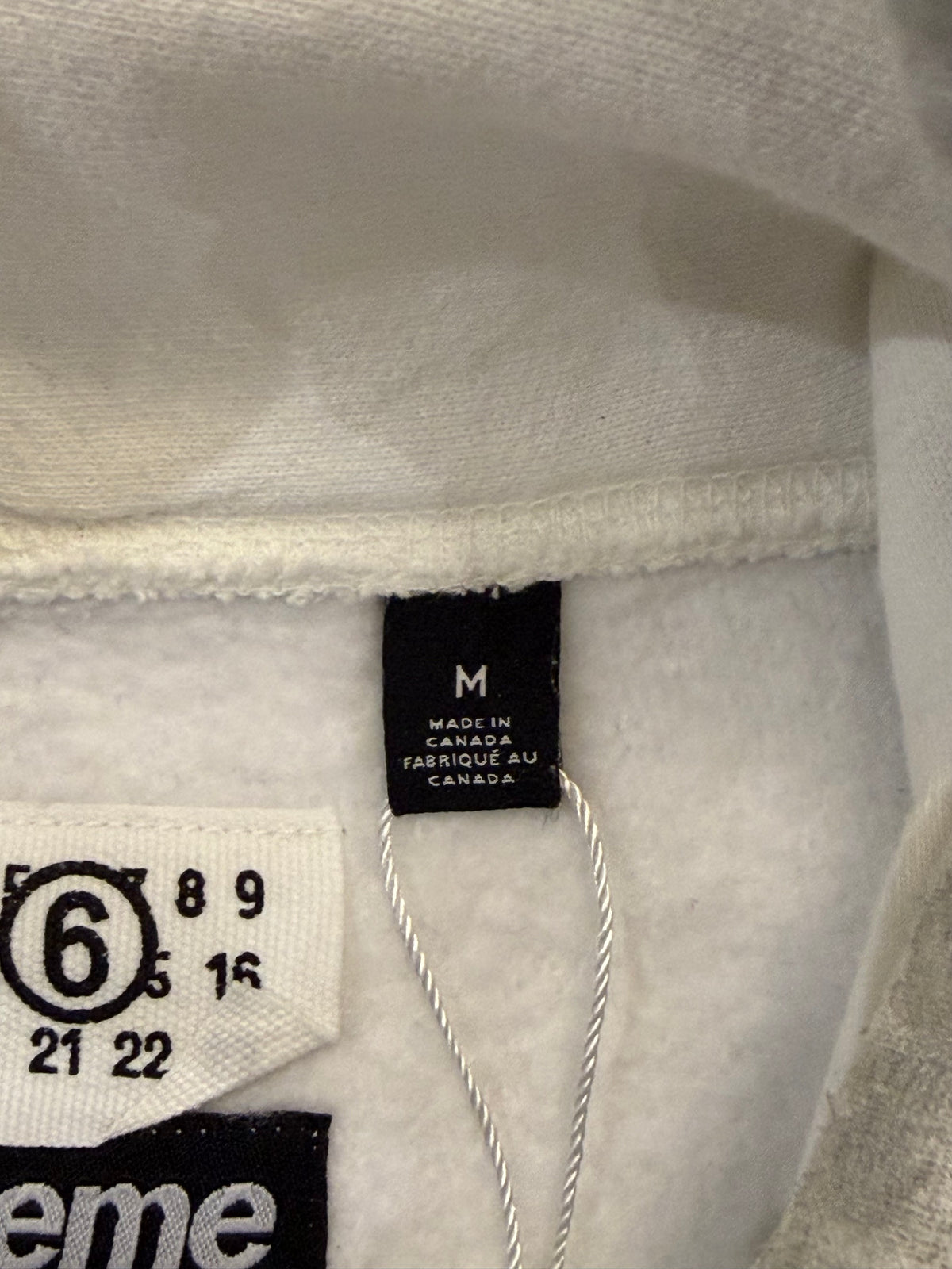 Supreme x MM6 Foil Box Logo Hoodie - Silver/White