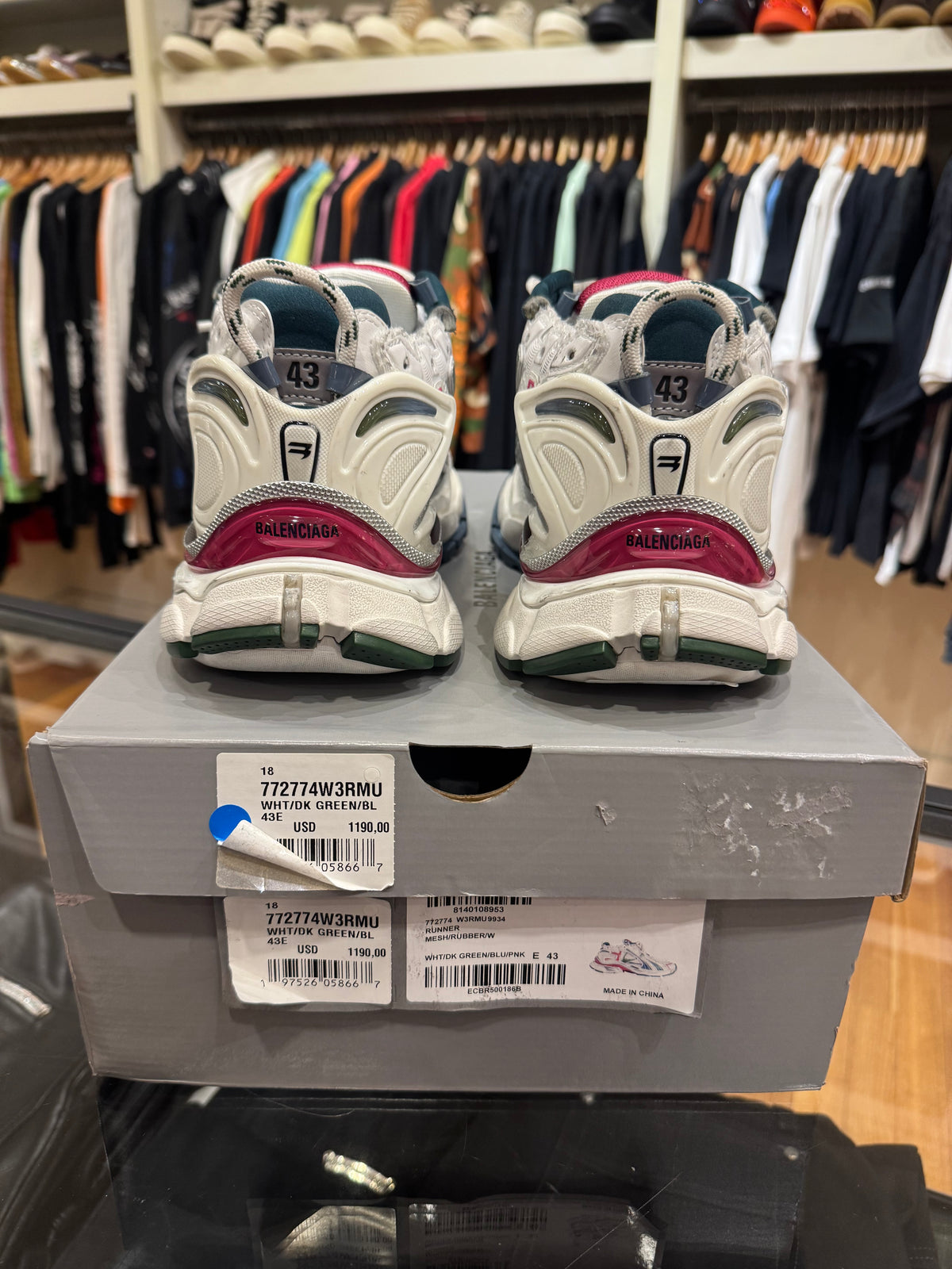 Balenciaga Runner - White / Pink / Blue