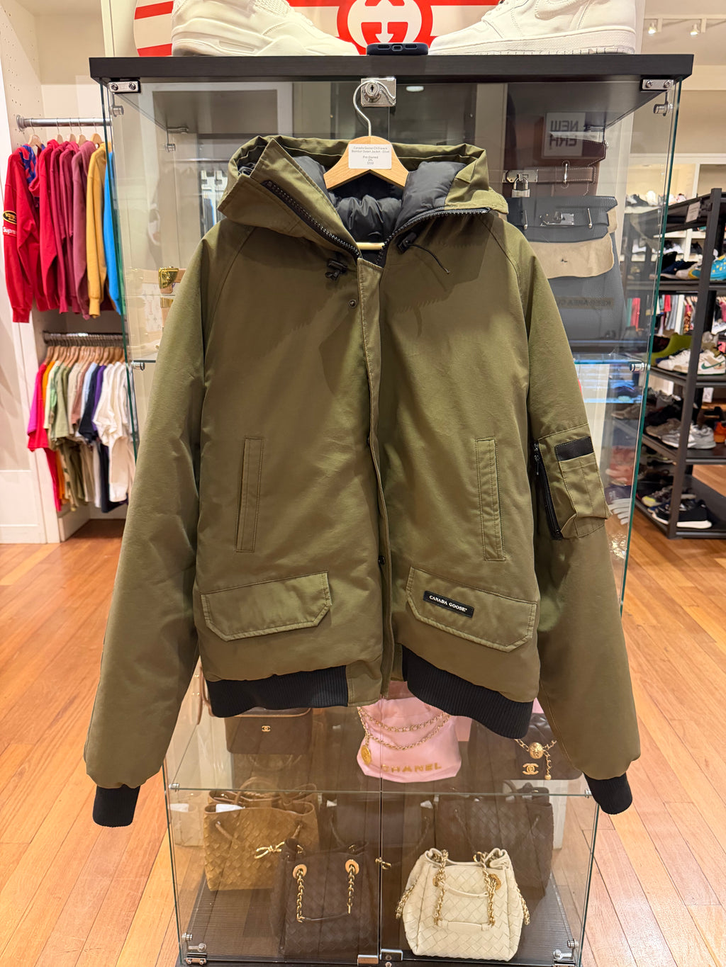 Canada Goose Chilliwack Bomber Down Jacket - Olive