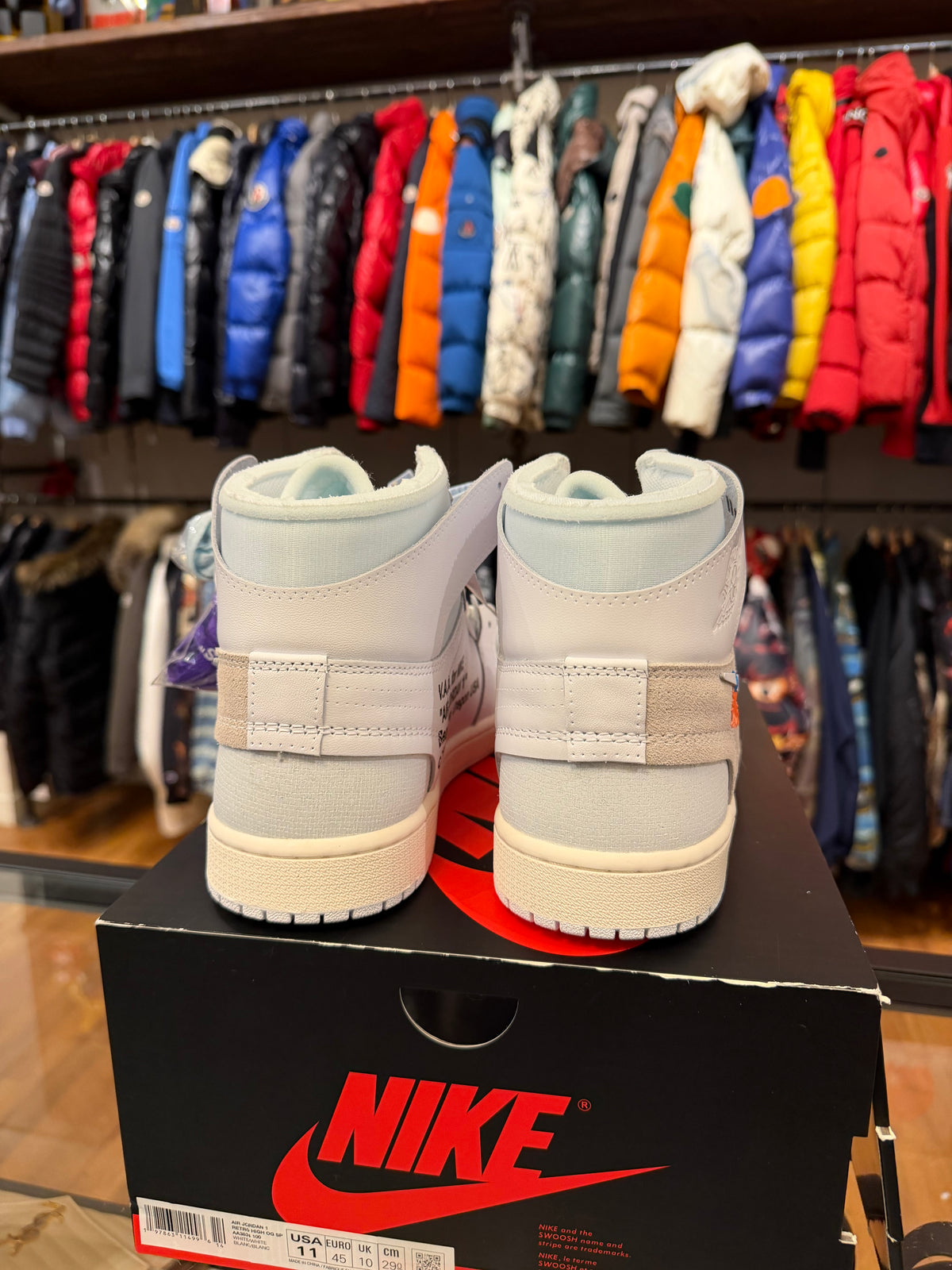 Nike x Off White Jordan 1