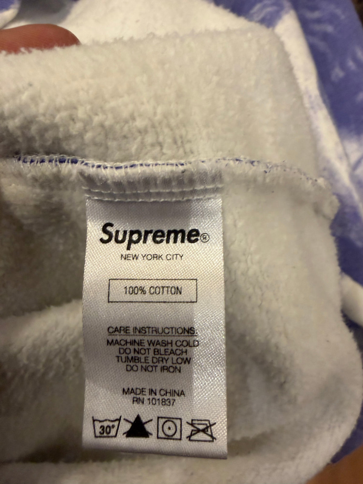Supreme FW18 Jesus Mary
Hoodie - Blue White