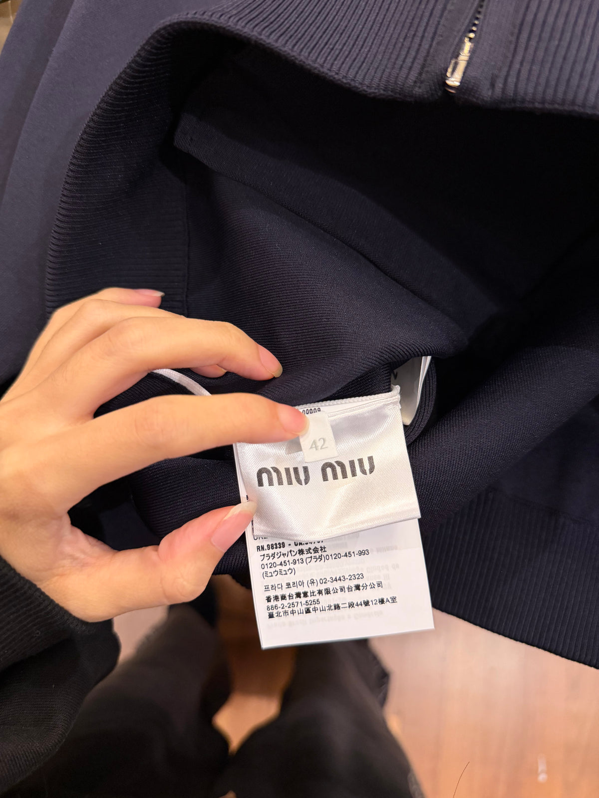 Miu Miu Technical Zip Track
Jacket - Navy (WMNS)
