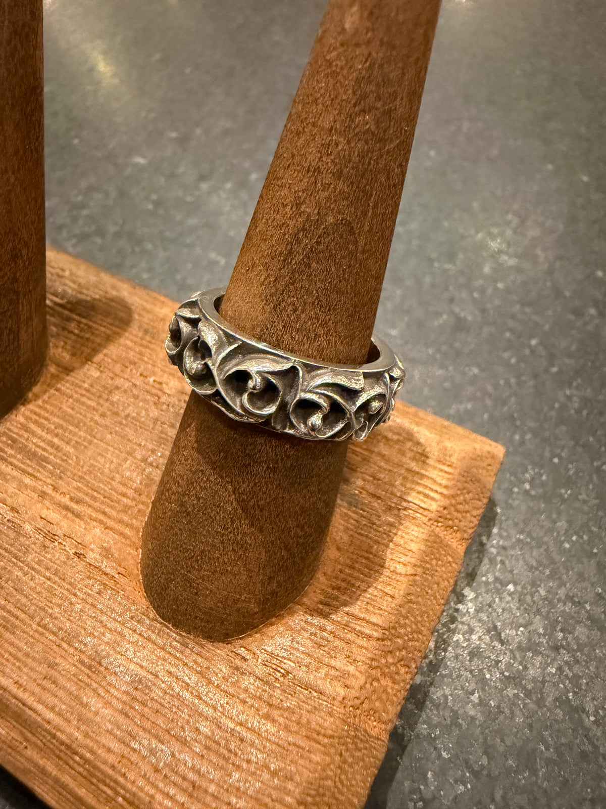 Chrome Hearts Eternity Vine Ring Silver - size 7