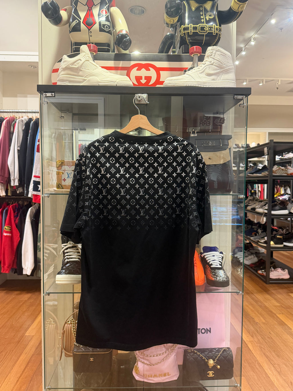Louis Vuitton Gradient
Monogram T-Shirt
