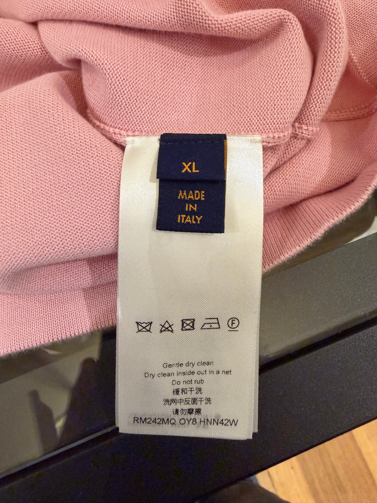 Louis Vuitton Staples Edition
Embroidered Tee - Pink