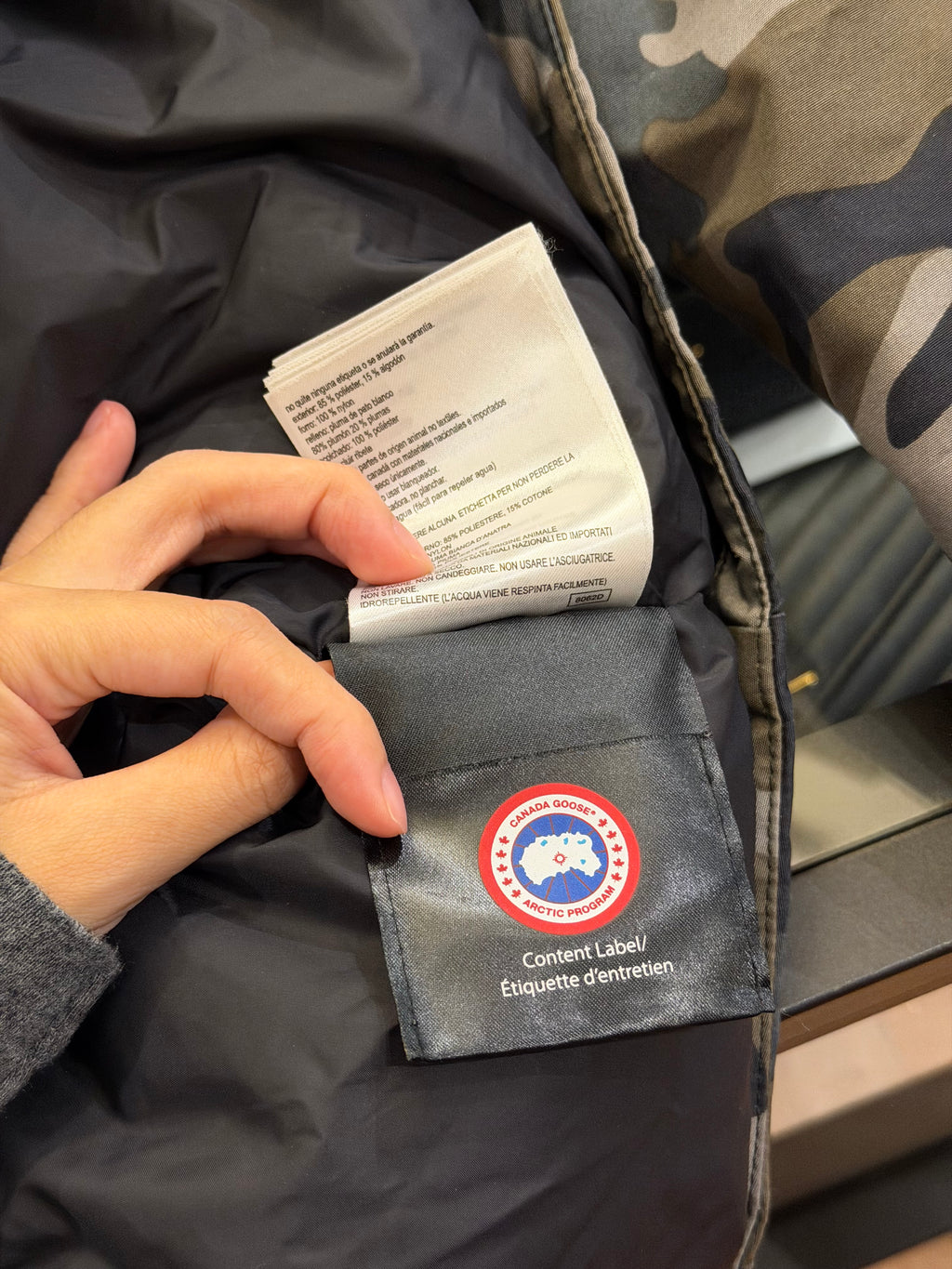 Canada Goose Forester Field
Down Jacket