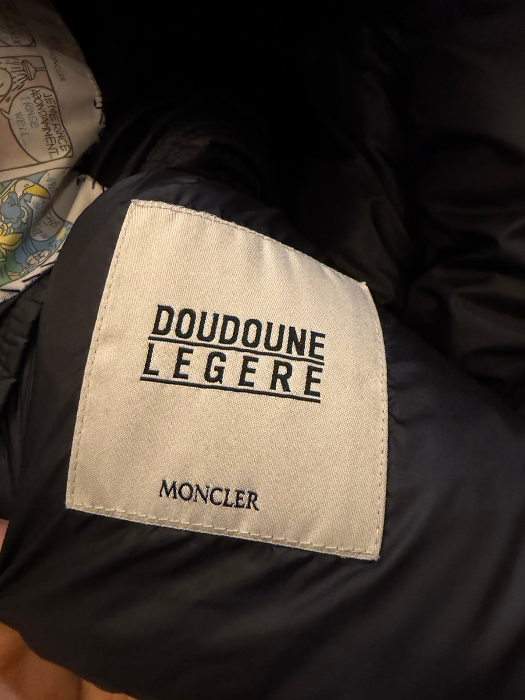 Moncler Fourmi Short Down
Jacket - WMN