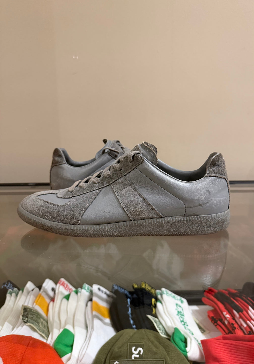 Maison Margiela Replica GATS
- Grey