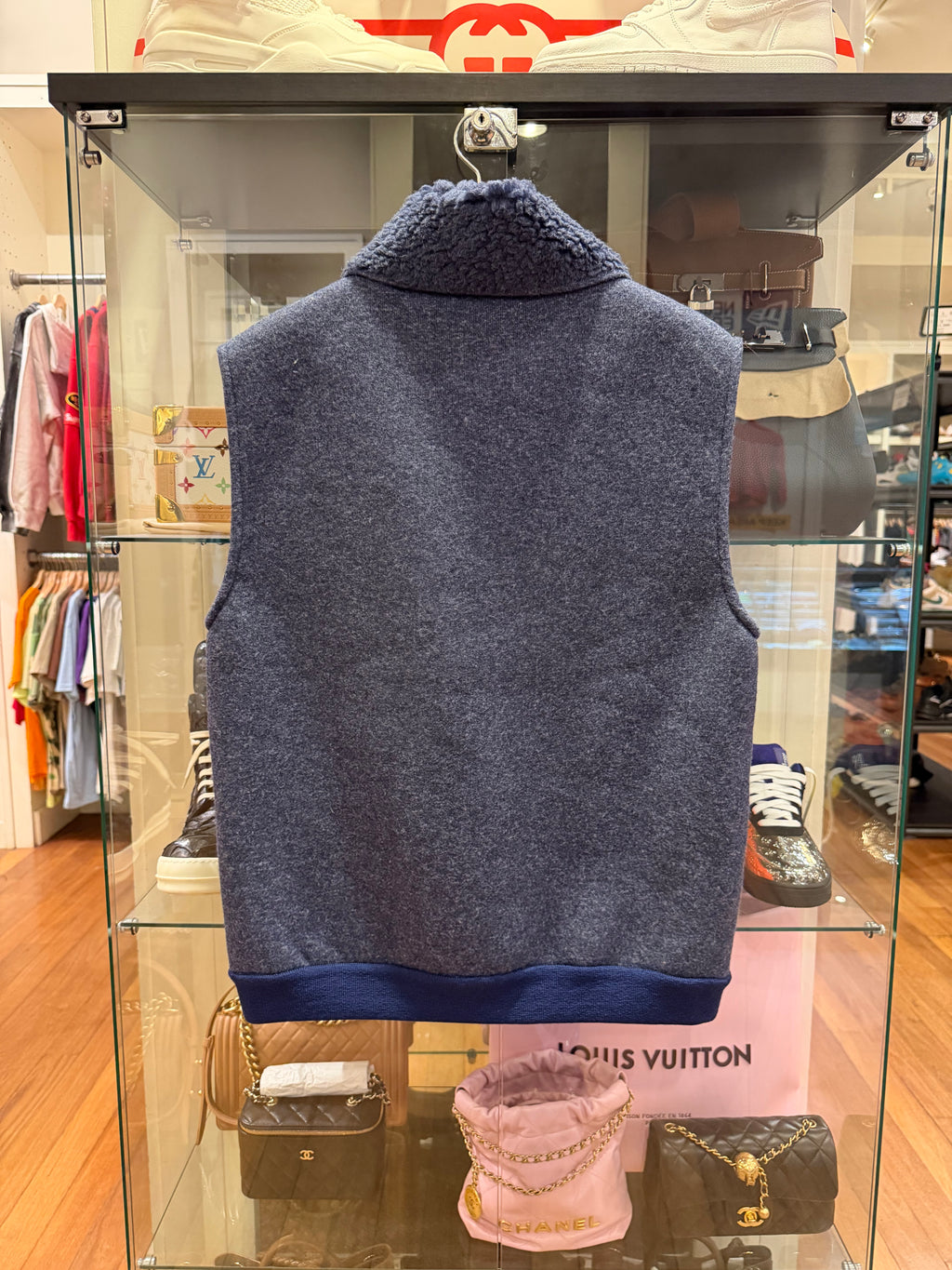 Prada Technical Fabric Tonal
Jaquard Jersey