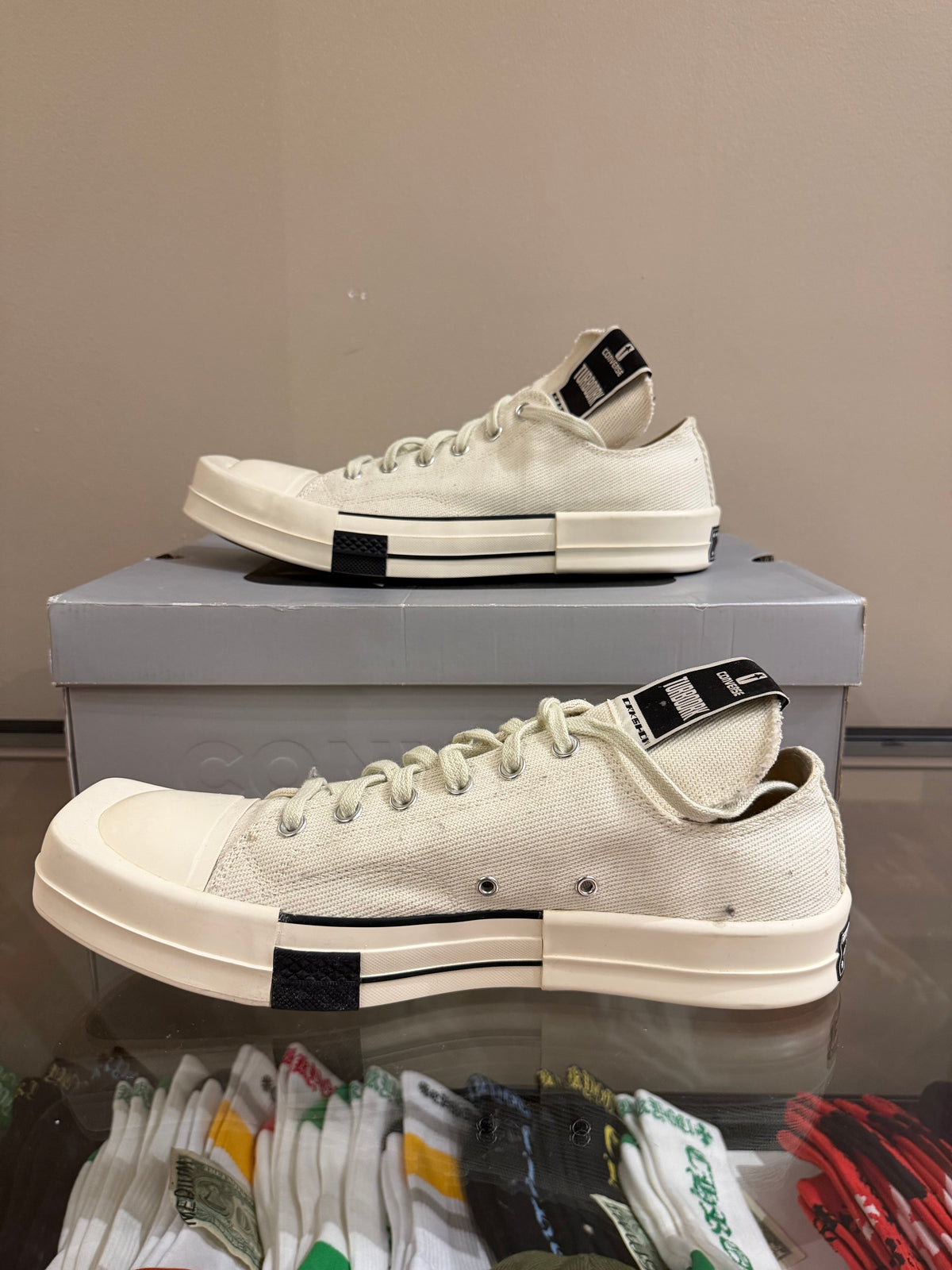 Converse x Rick Owens
DRKSHDW Low Sneaker
Pre-owned with Box