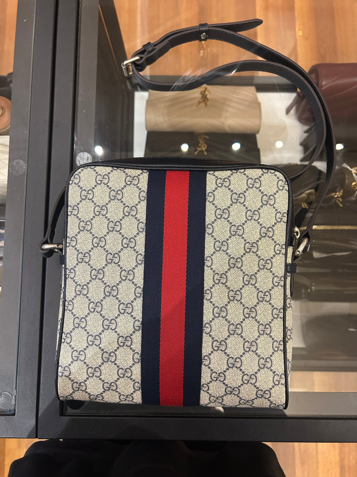 Gucci Ophedia GG Supreme Small Messenger Bag