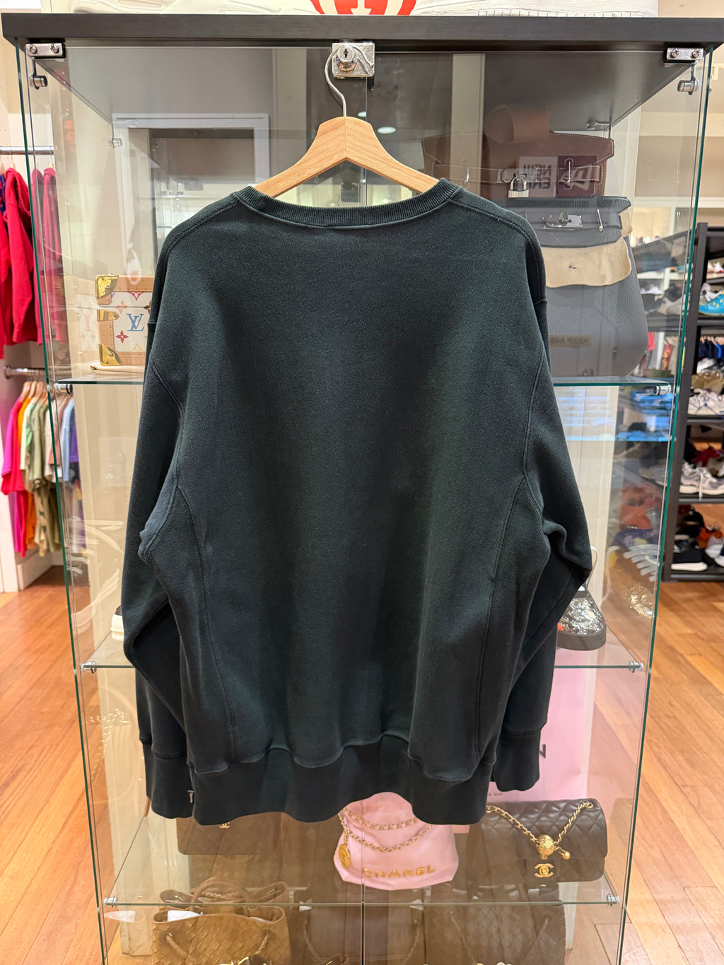 Supreme AW01 Superman
Crewneck - Black