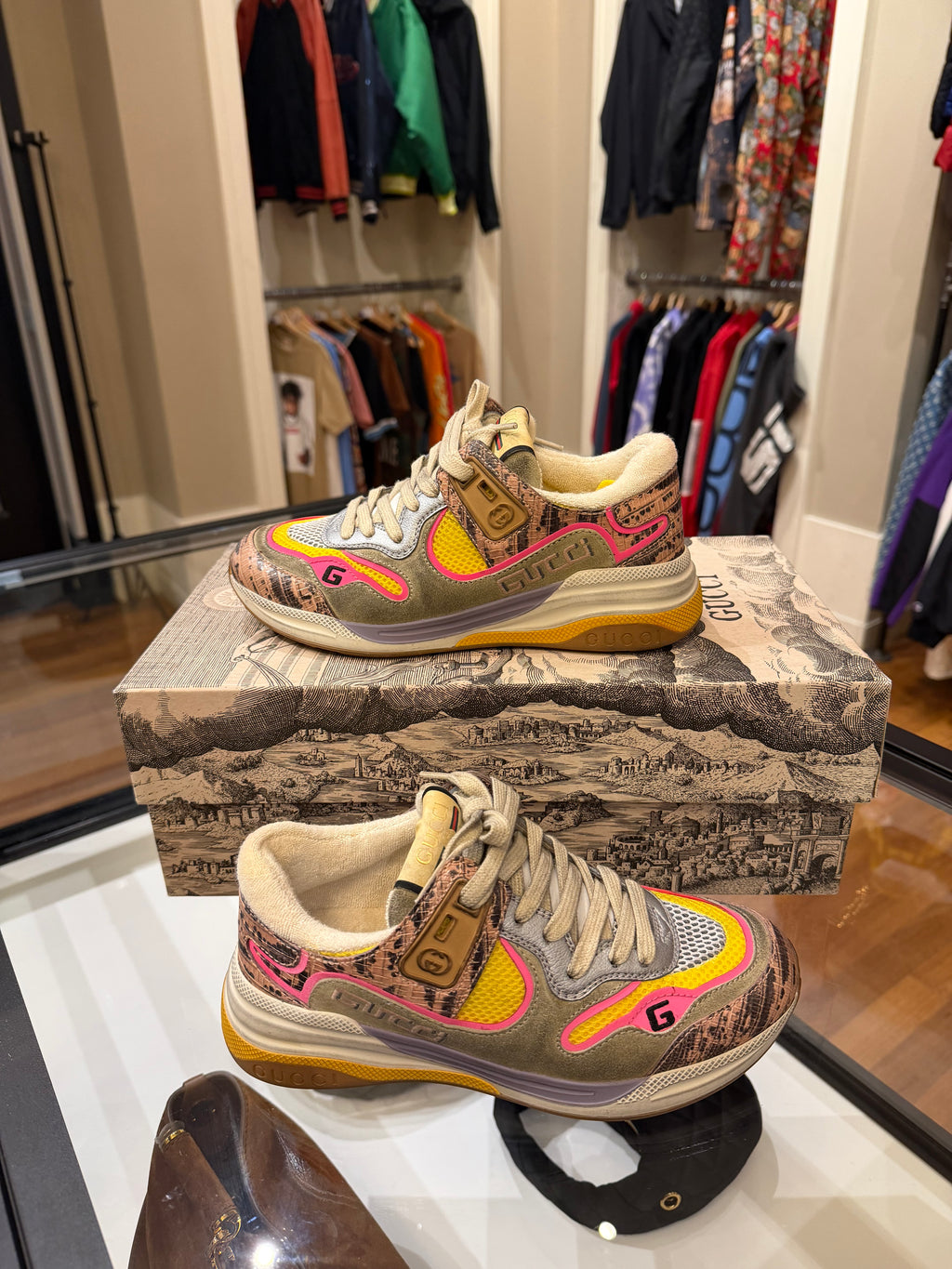 Gucci Ultraspace Sneaker