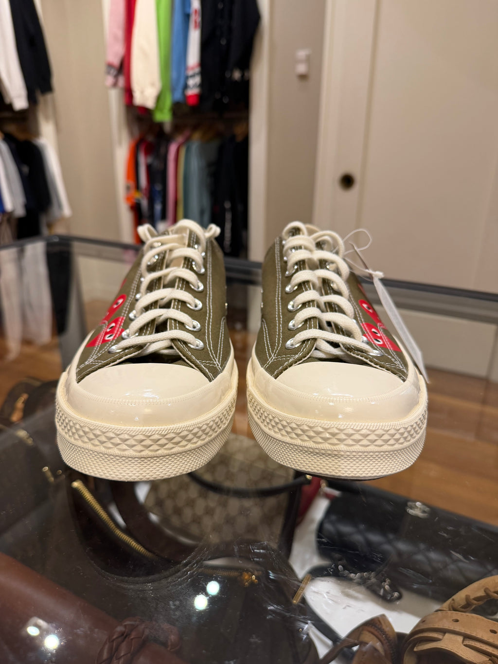 Comme Des Garçons PLAY x Converse Chuck 70 Low Top ‘Multi Heart’ - Olive/Khaki