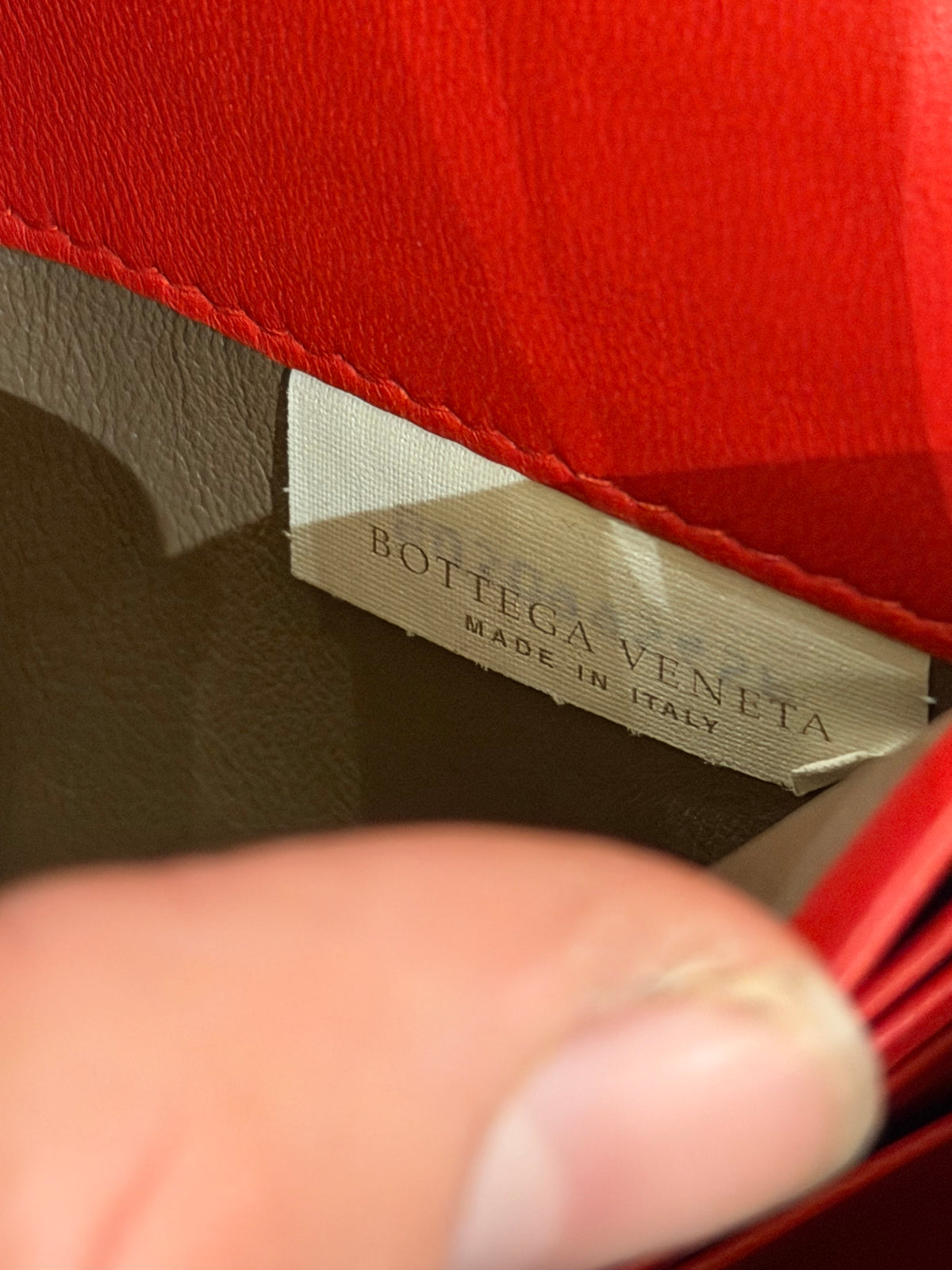 Bottega Veneta Intrecciato Woven Leather Wallet - Red