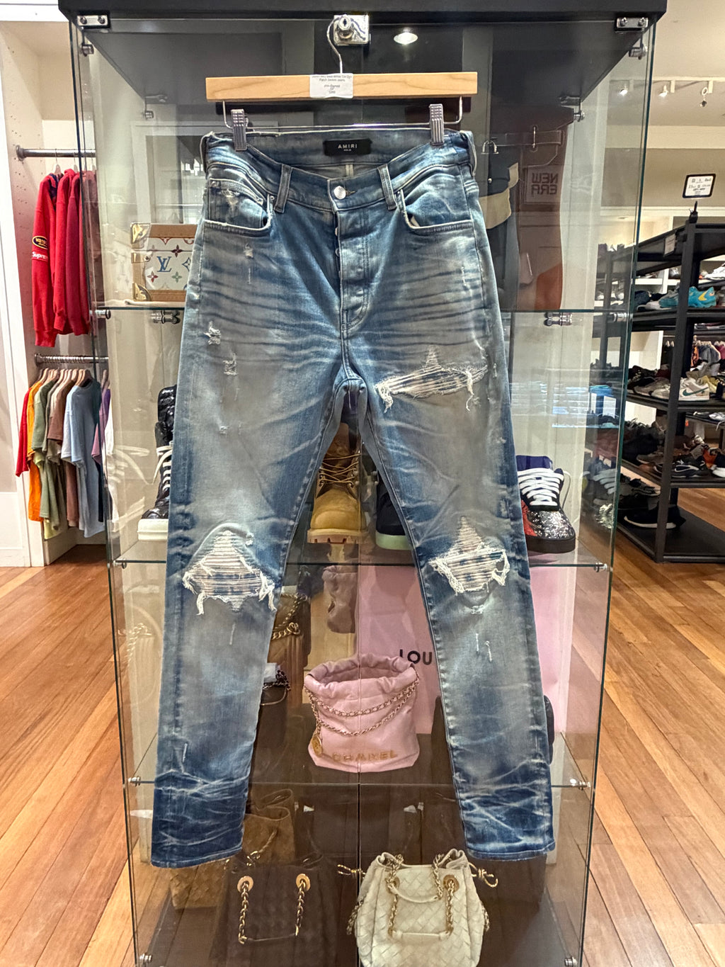 Amiri MX1 Blue White Tie-Dye
Patch Denim Jeans