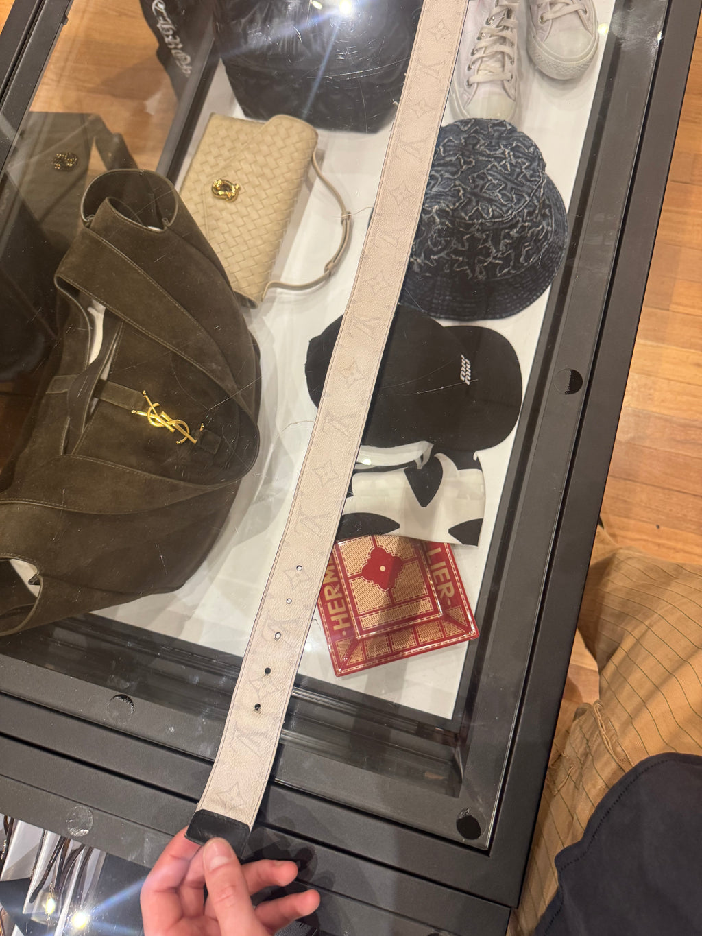 Louis Vuitton Reversible LV Circle Monogram Eclipse Belt