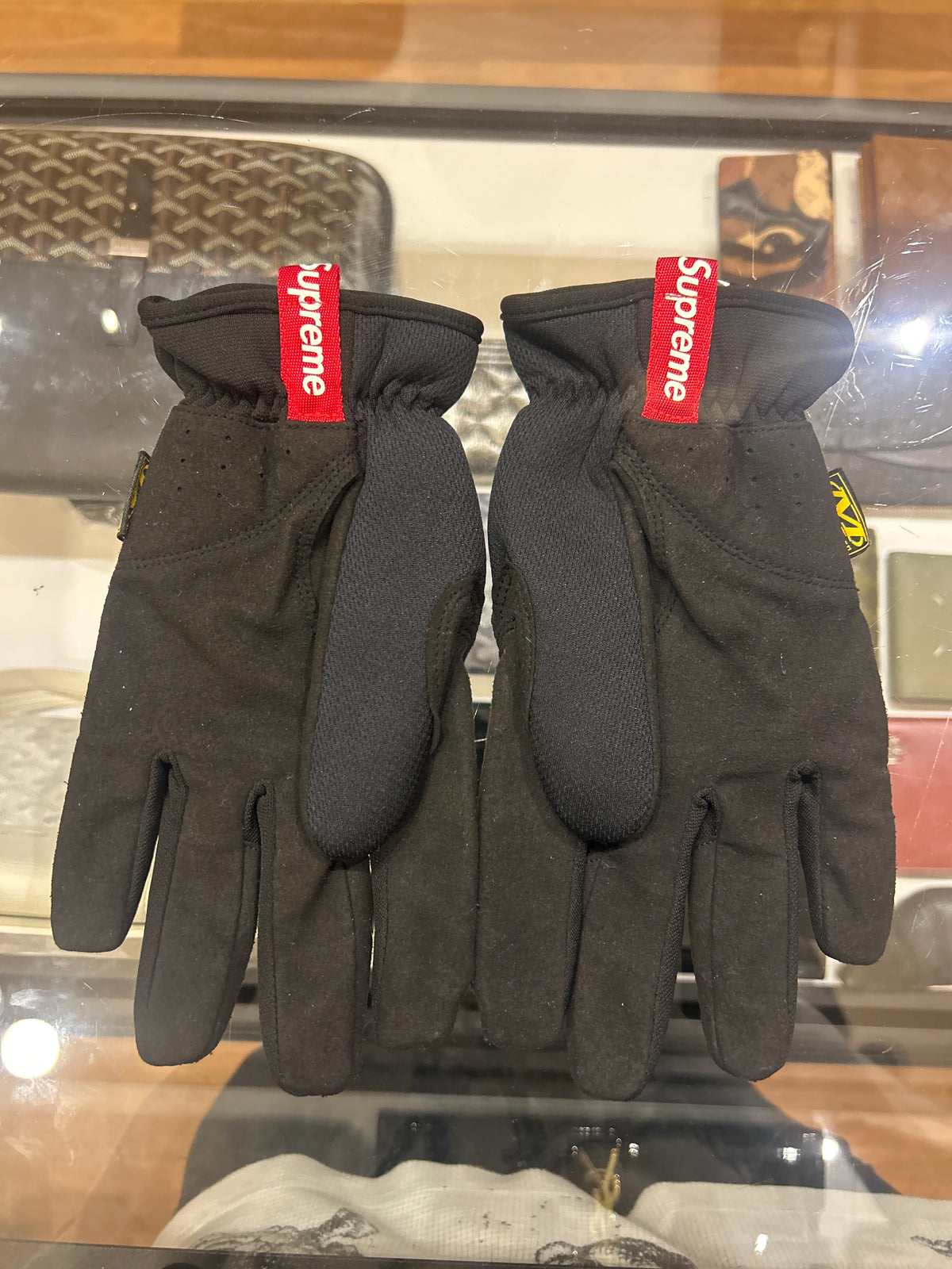 Supreme Mechanix FastFit MLB Teams Gloves