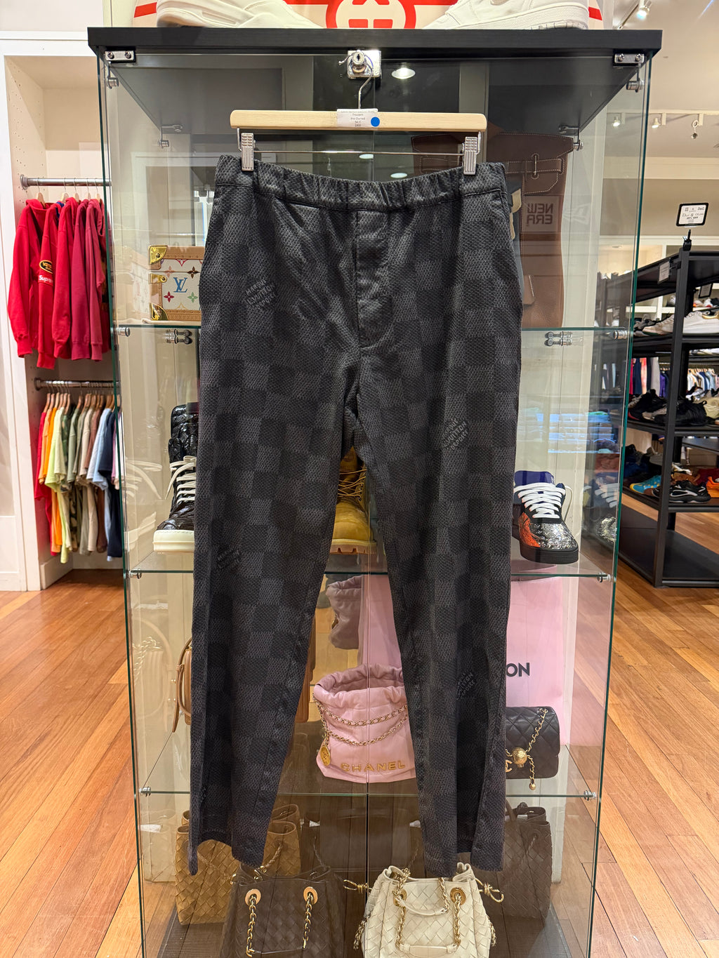 Louis Vuitton Damier Wool
Trousers