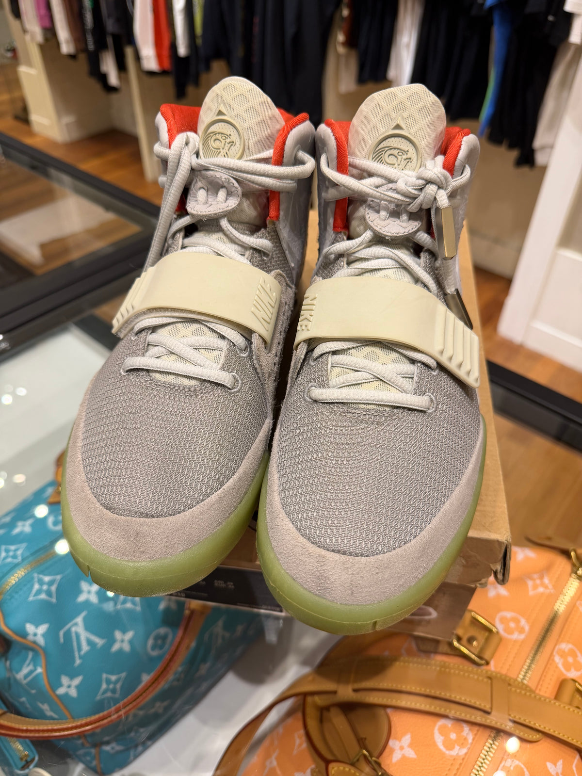 Nike Yeezy II ‘Pure Platinum’