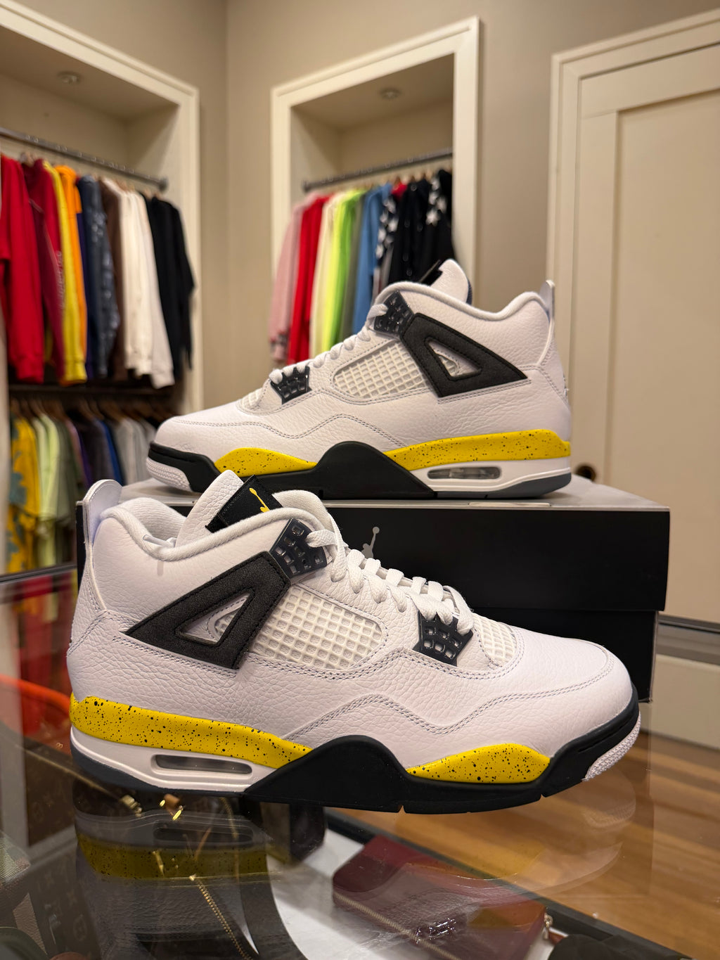 Jordan 4 Retro ‘Rare Air’ - Tour Yellow