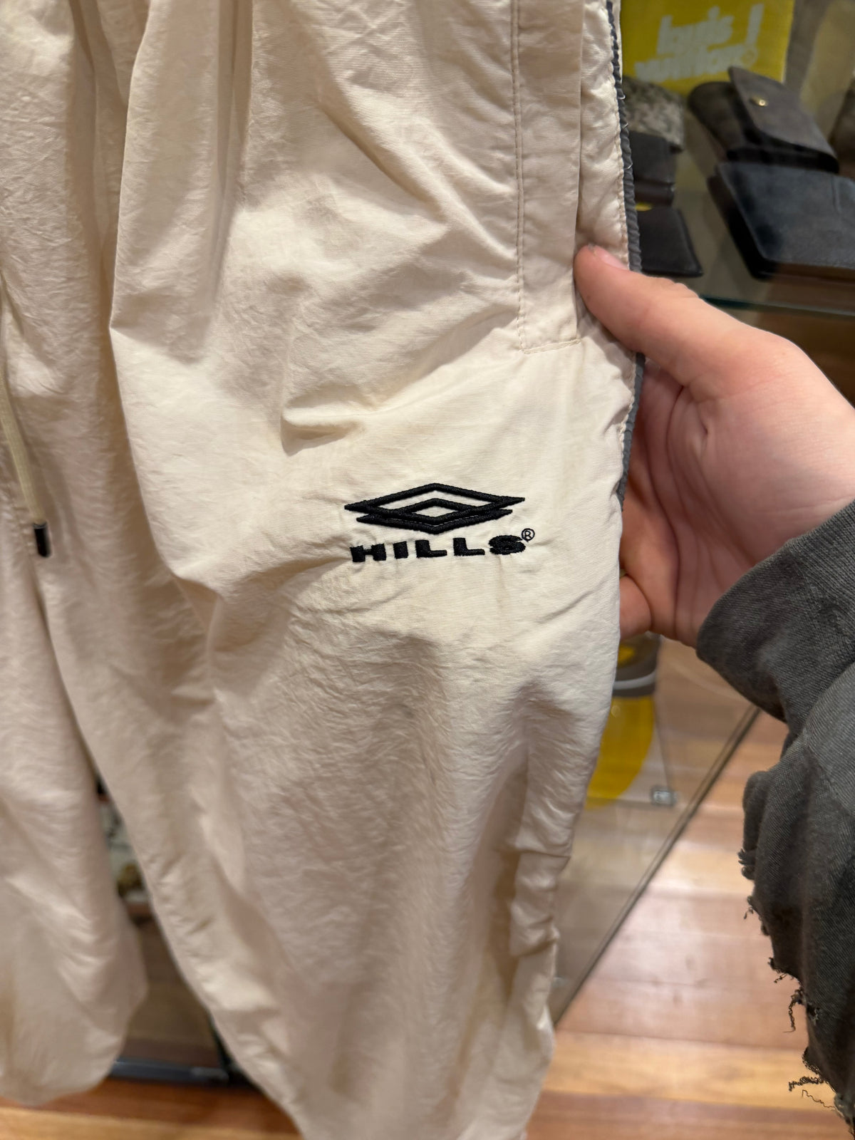 Rasberry Hills Cashew Track Pants - Cream