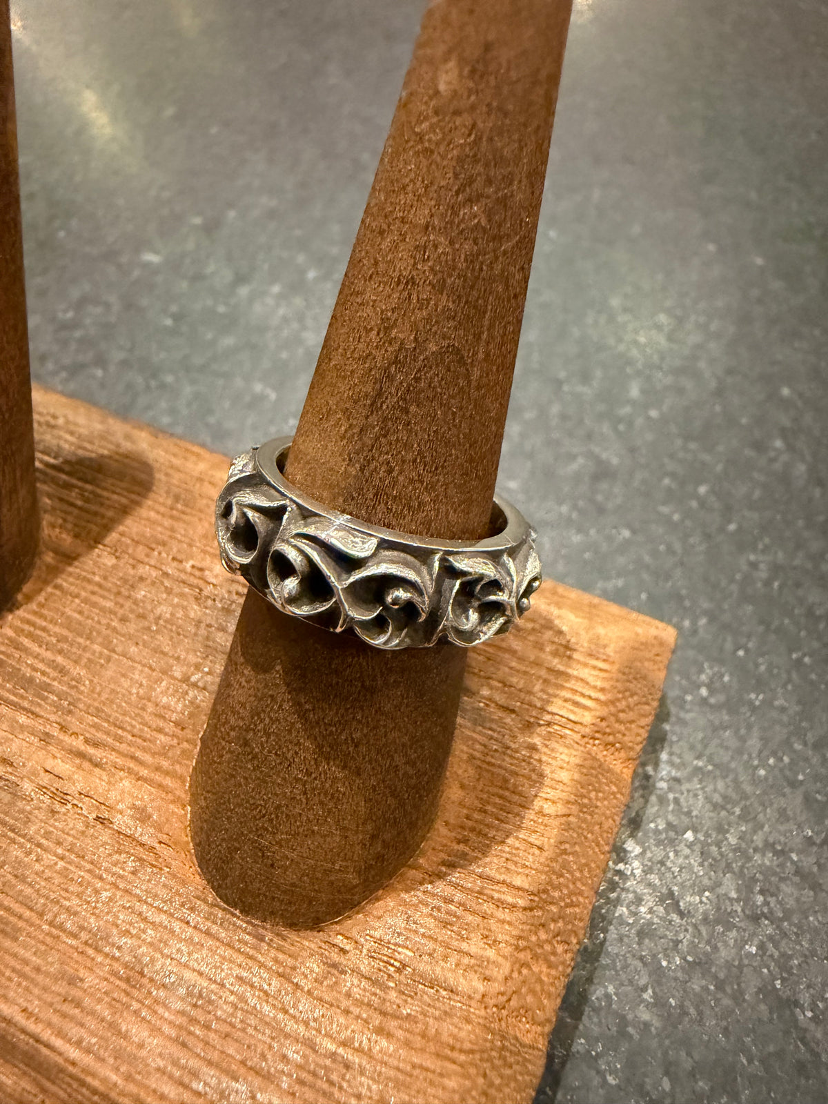 Chrome Hearts Eternity Vine Ring Silver - size 7