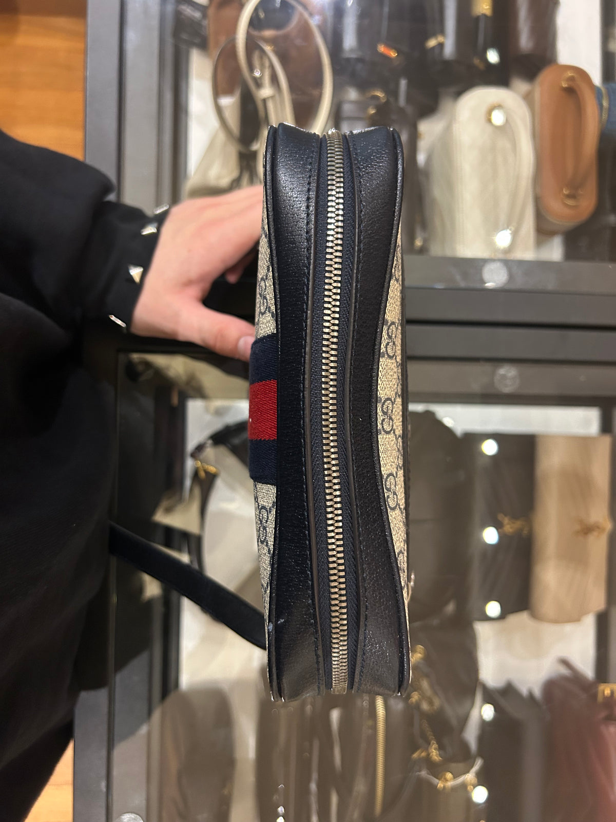 Gucci Ophedia GG Supreme Small Messenger Bag