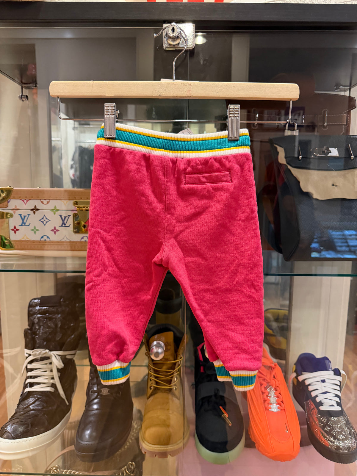 Dolce & Gabbana Sweats -
Pink