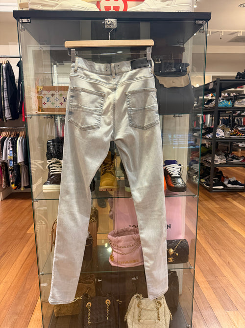 Amiri Thrasher Distressed
Skinny Jeans - Light