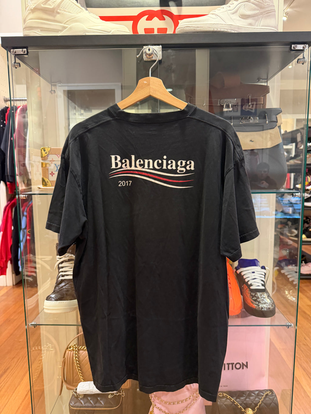 Balenciaga Campaign '2017'
Tee - Black