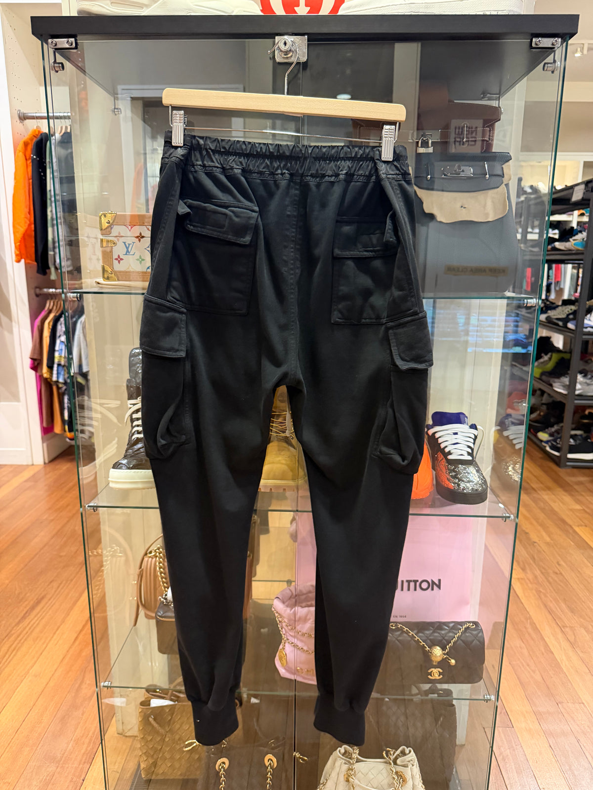 Rick Owens Cargo Jogger
Sweatpants- Black