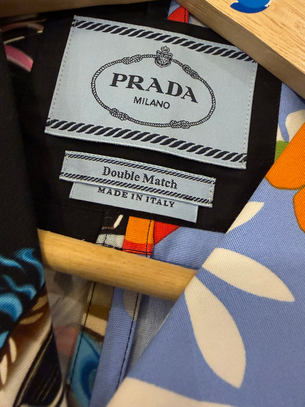 Prada Double Match Bowling
Shirt - Floral/FlamingCar
