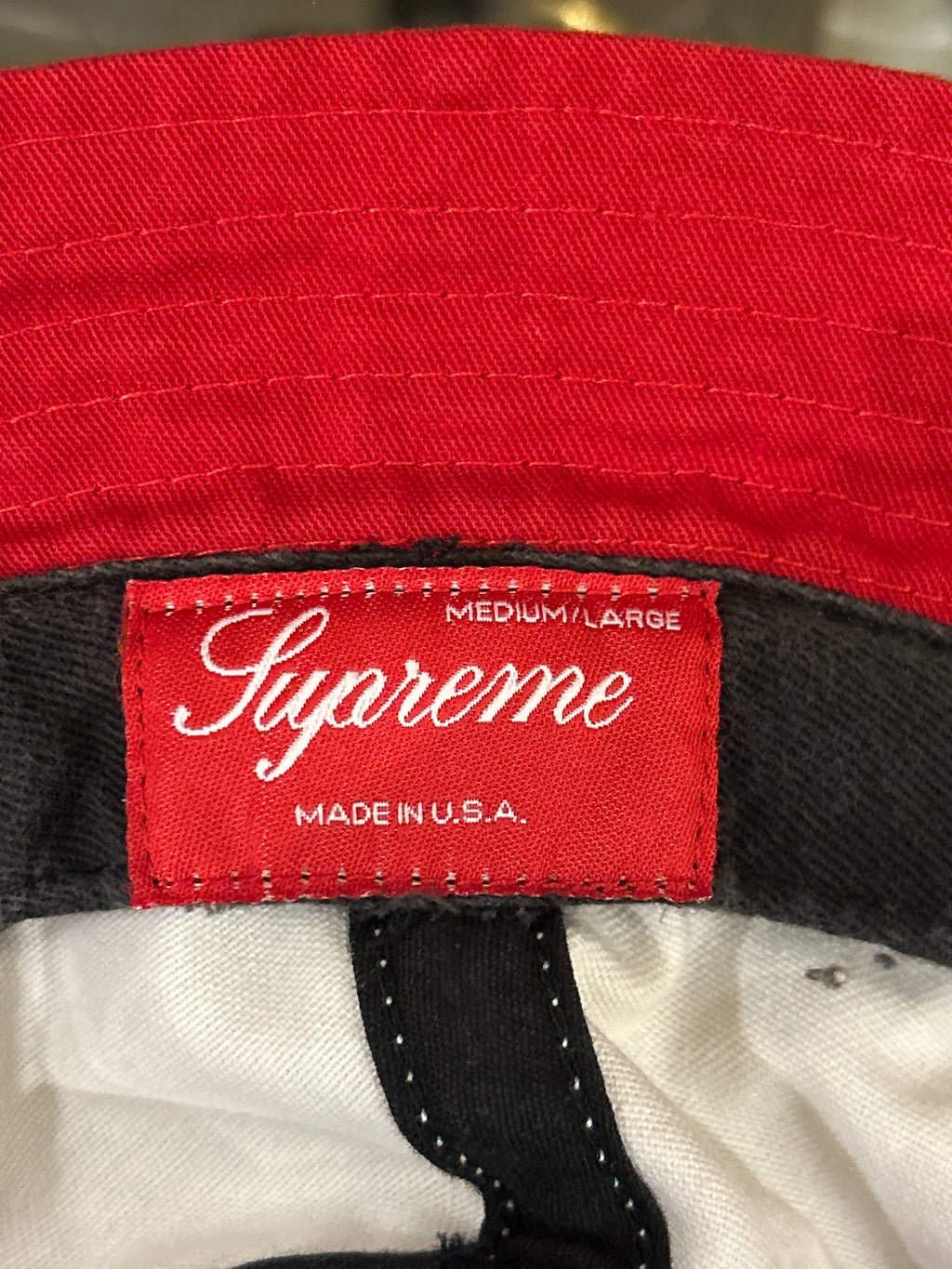 Supreme 'World Famous' Bucket Hat - Red