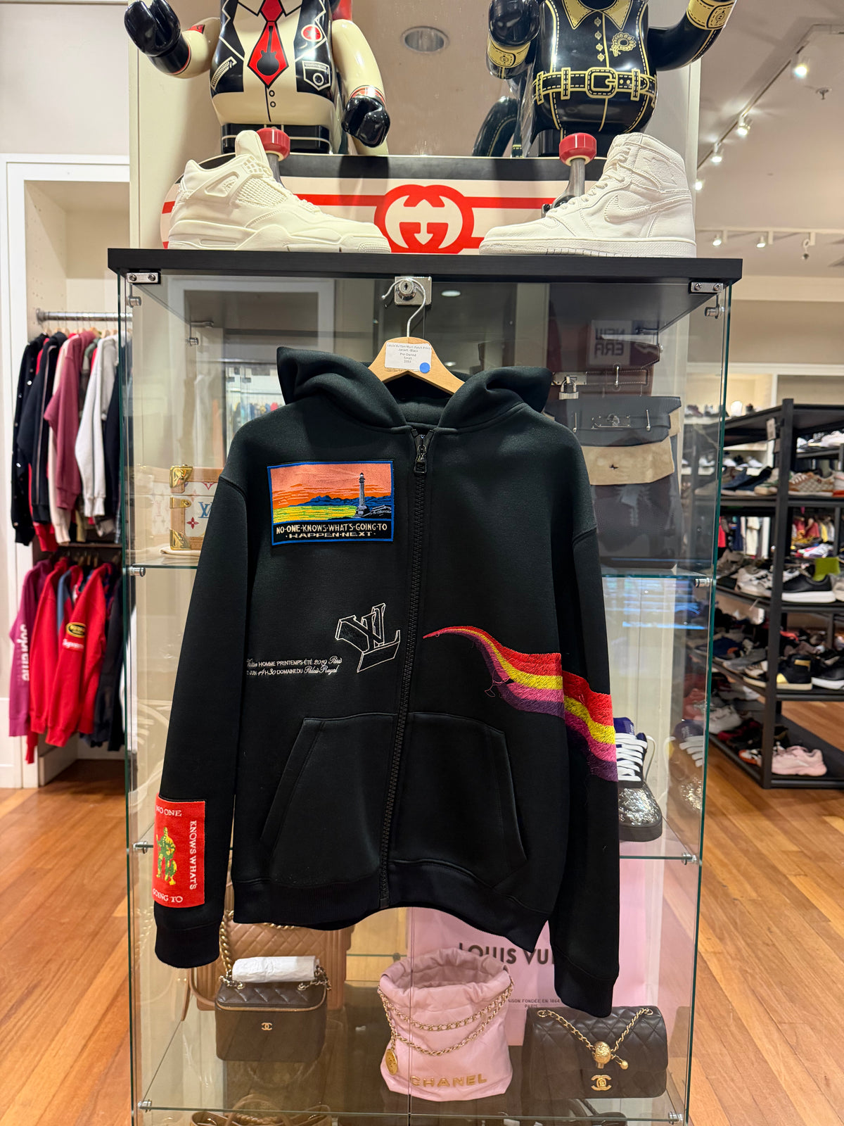 Louis Vuitton Multi Patch Print
Jacket - Black