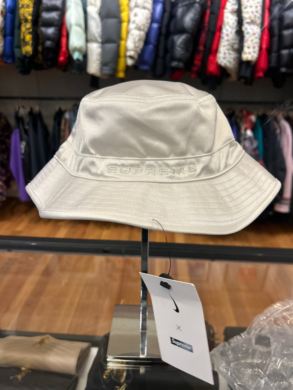 Supreme x Nike Bucket Hat - White