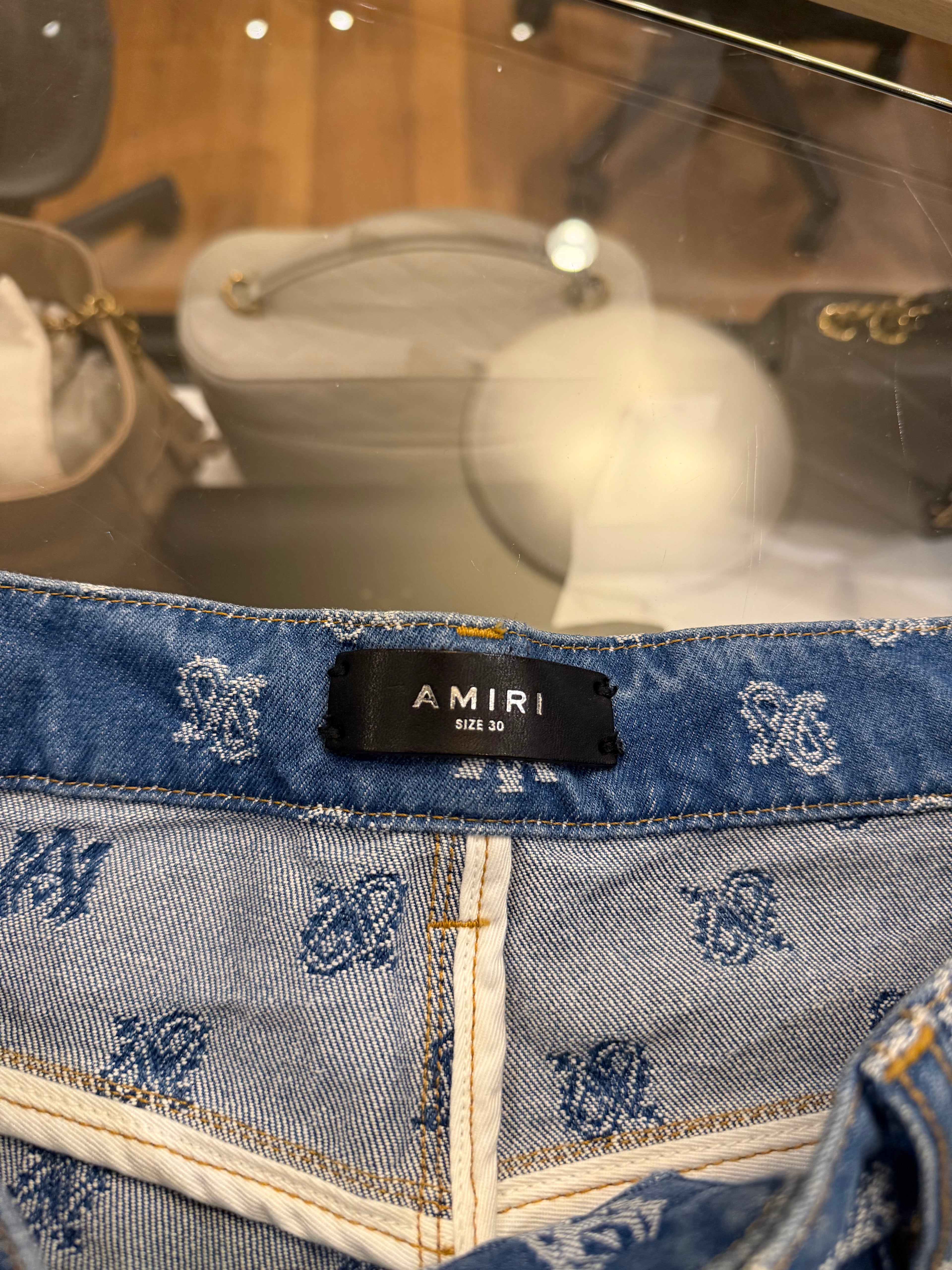 Amiri MA Paisley Jacquard
Jeans
