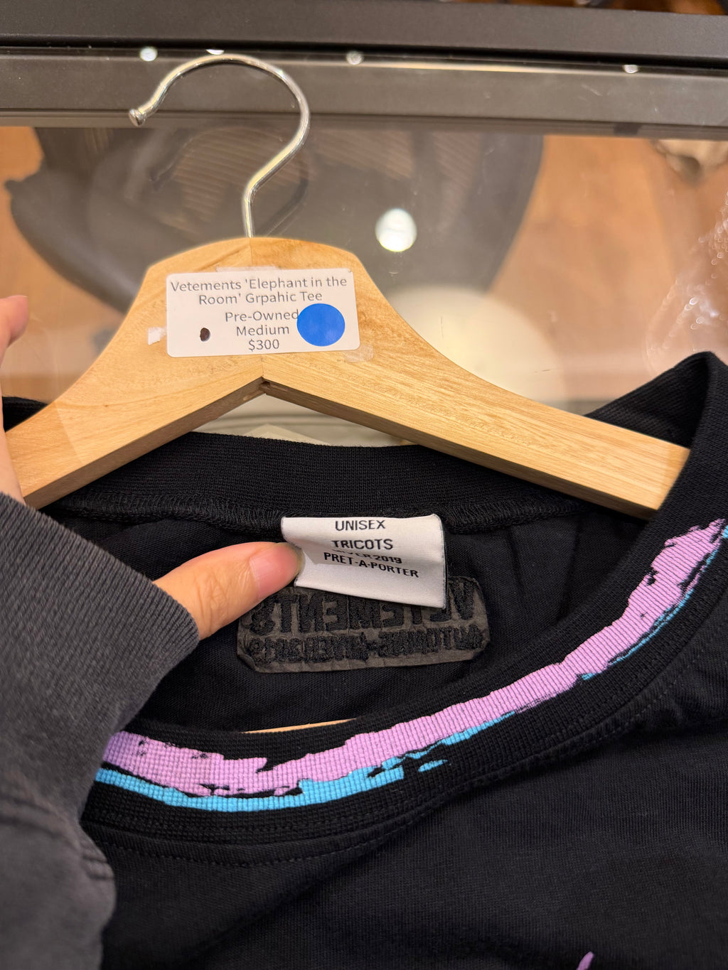 Vetements 'Elephant in the Room' Grpahic Tee