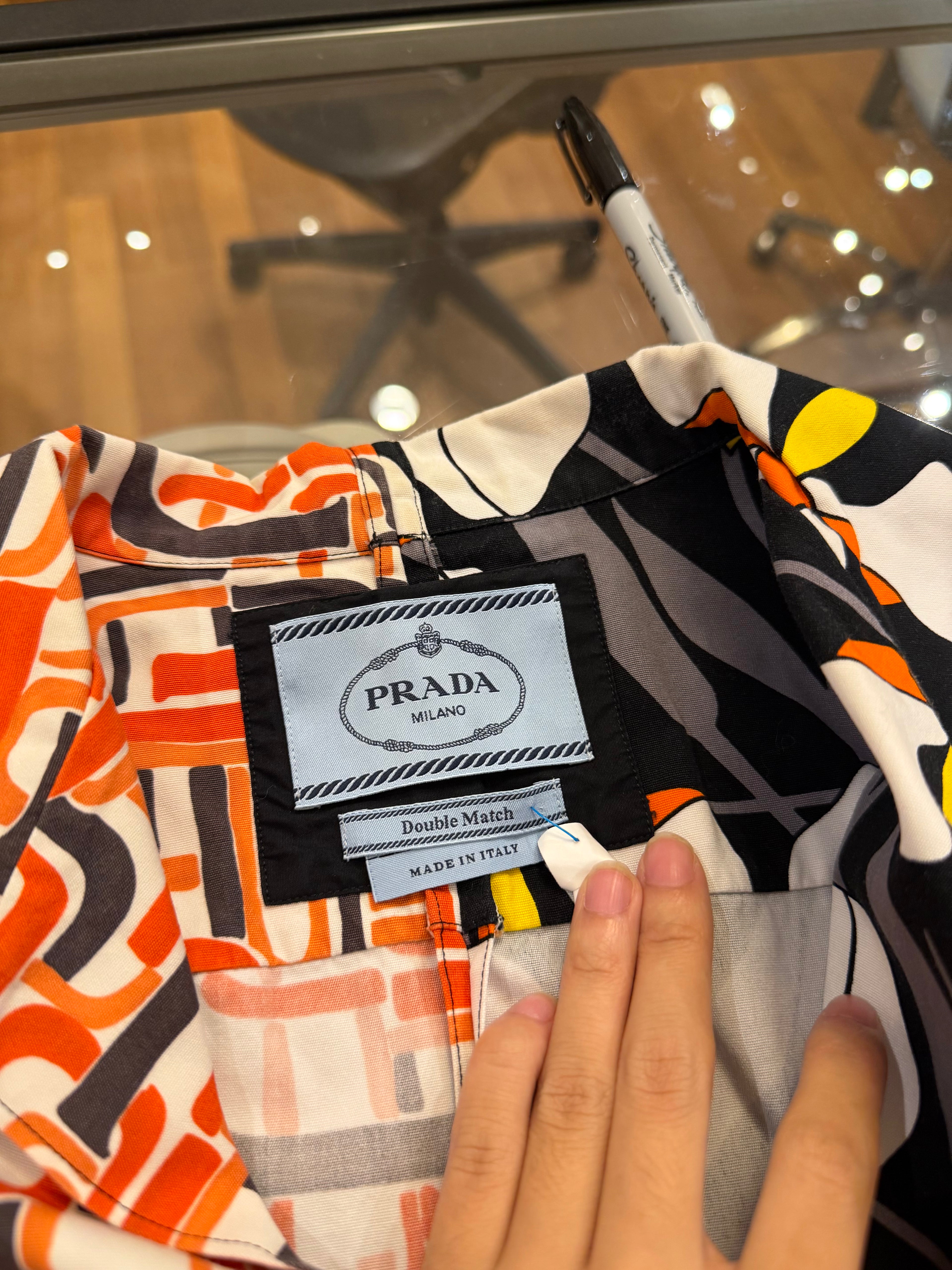 Prada Double Match
Geometric/Floral Print