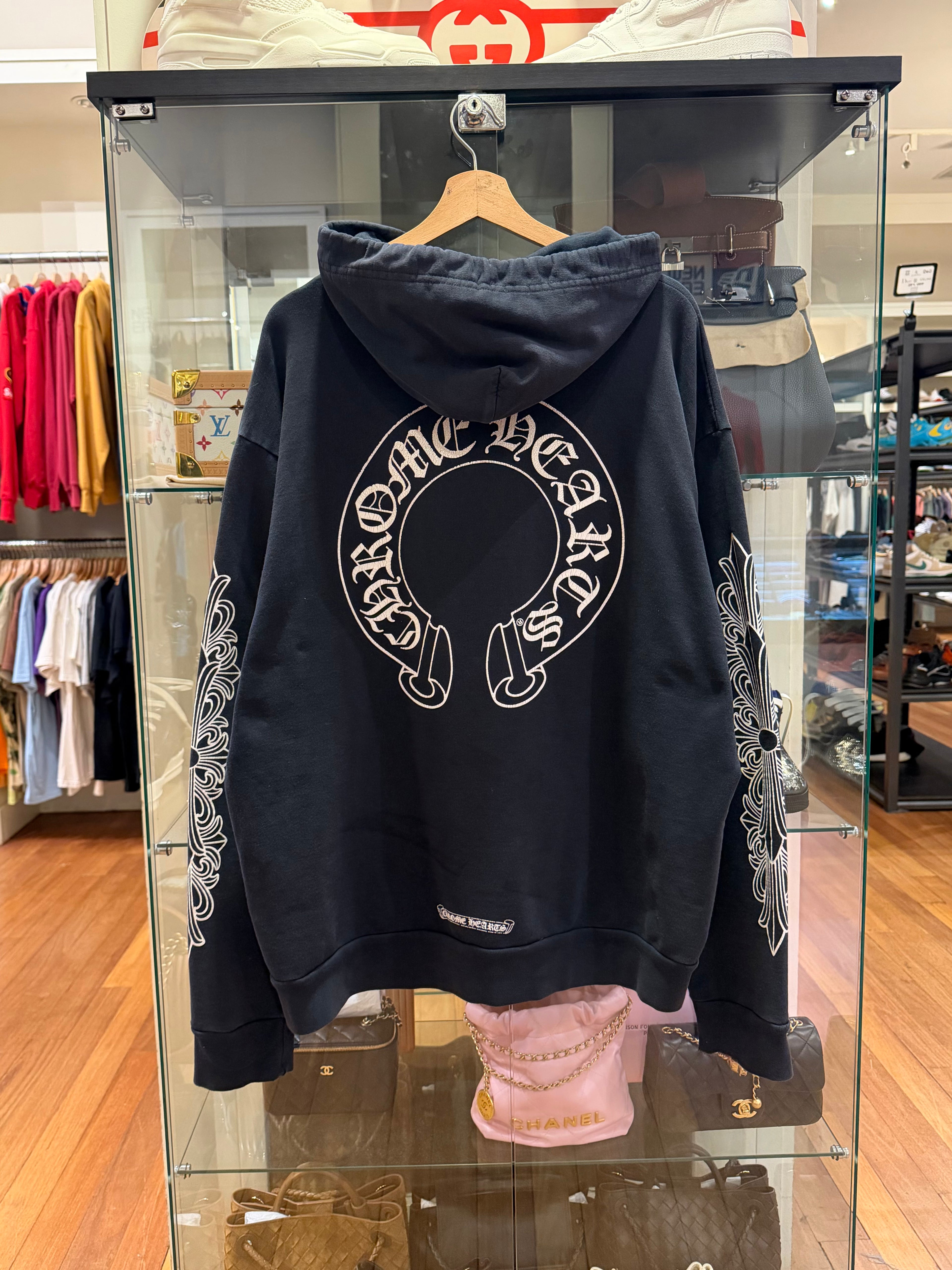 Chrome Hearts Horseshoe
Floral Sleeve Hoodie