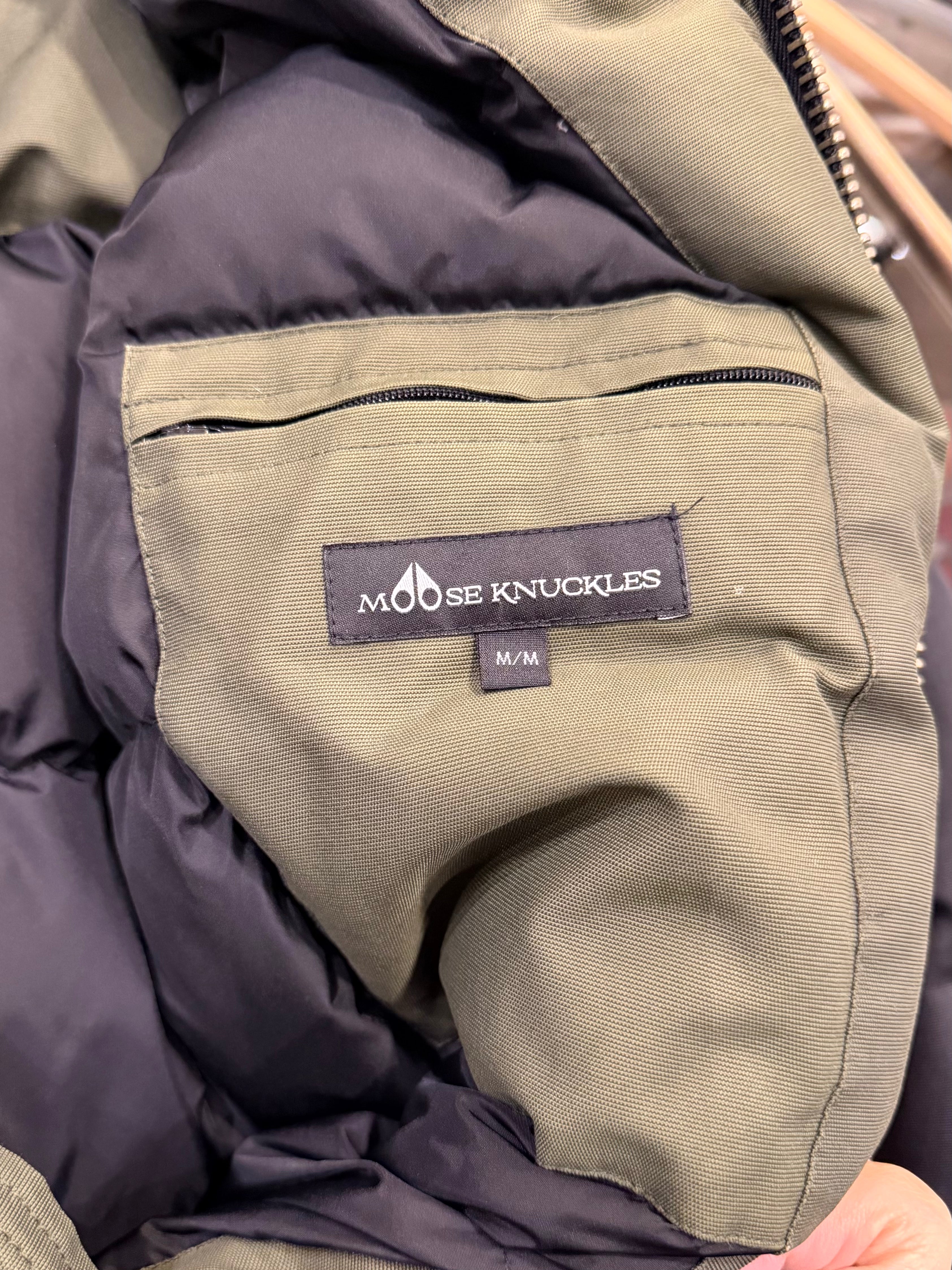 Moose Knuckle Parka Jacket-
Olive