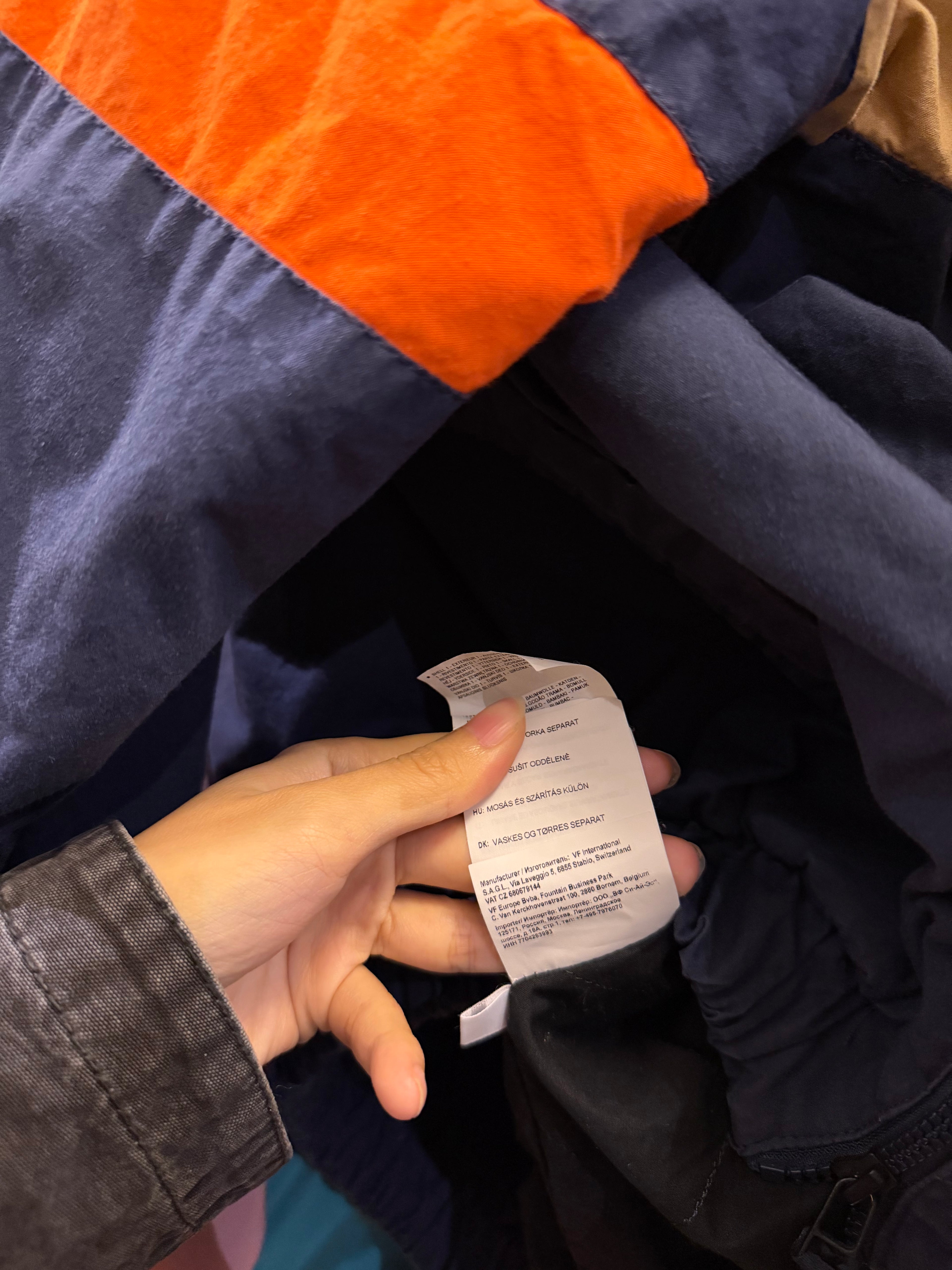 Napapiri x Martine Rose
Oversized A-Huez Anorak -
Navy/Orange