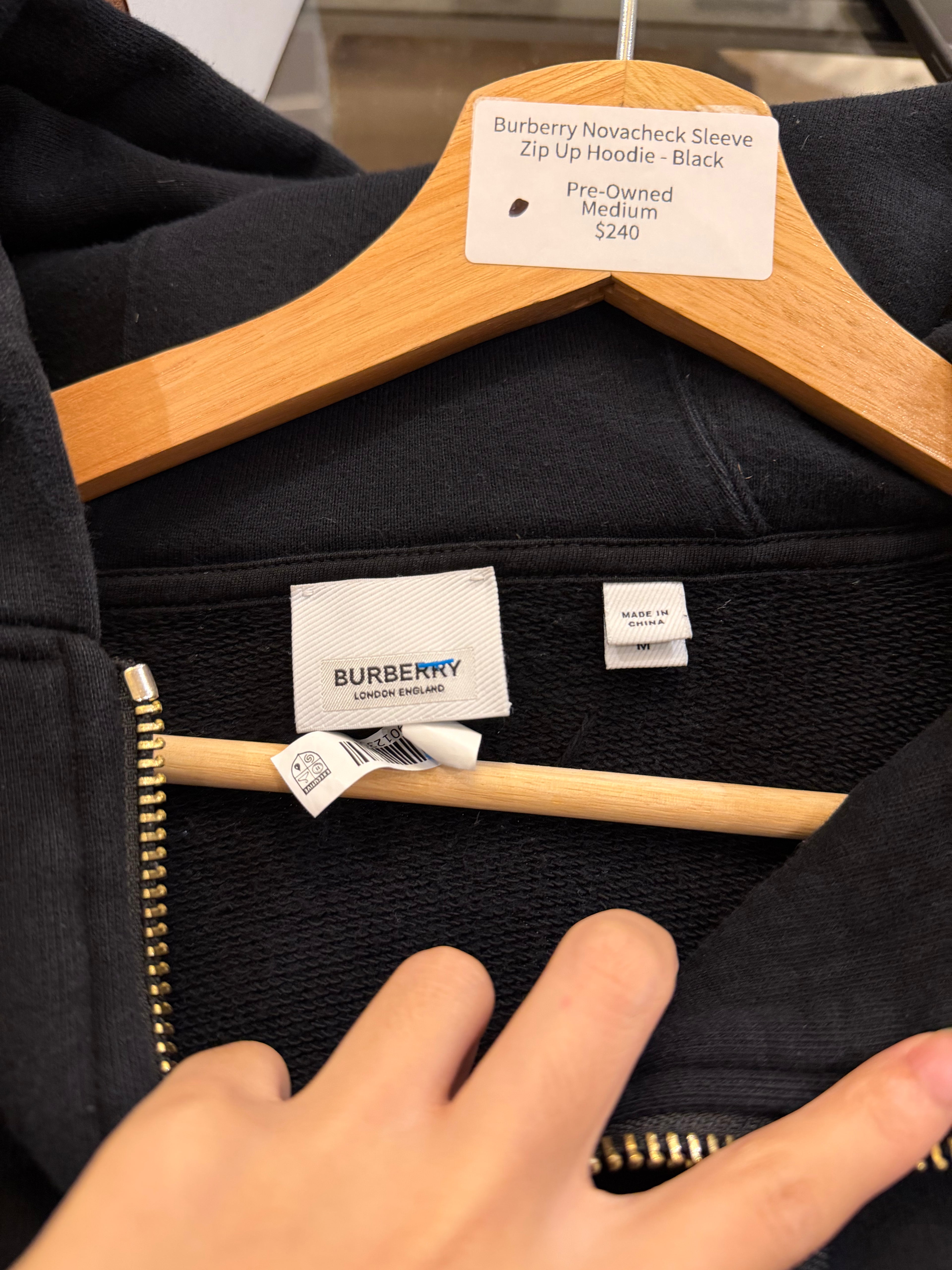 Burberry Novacheck Sleeve
Zip Up Hoodie