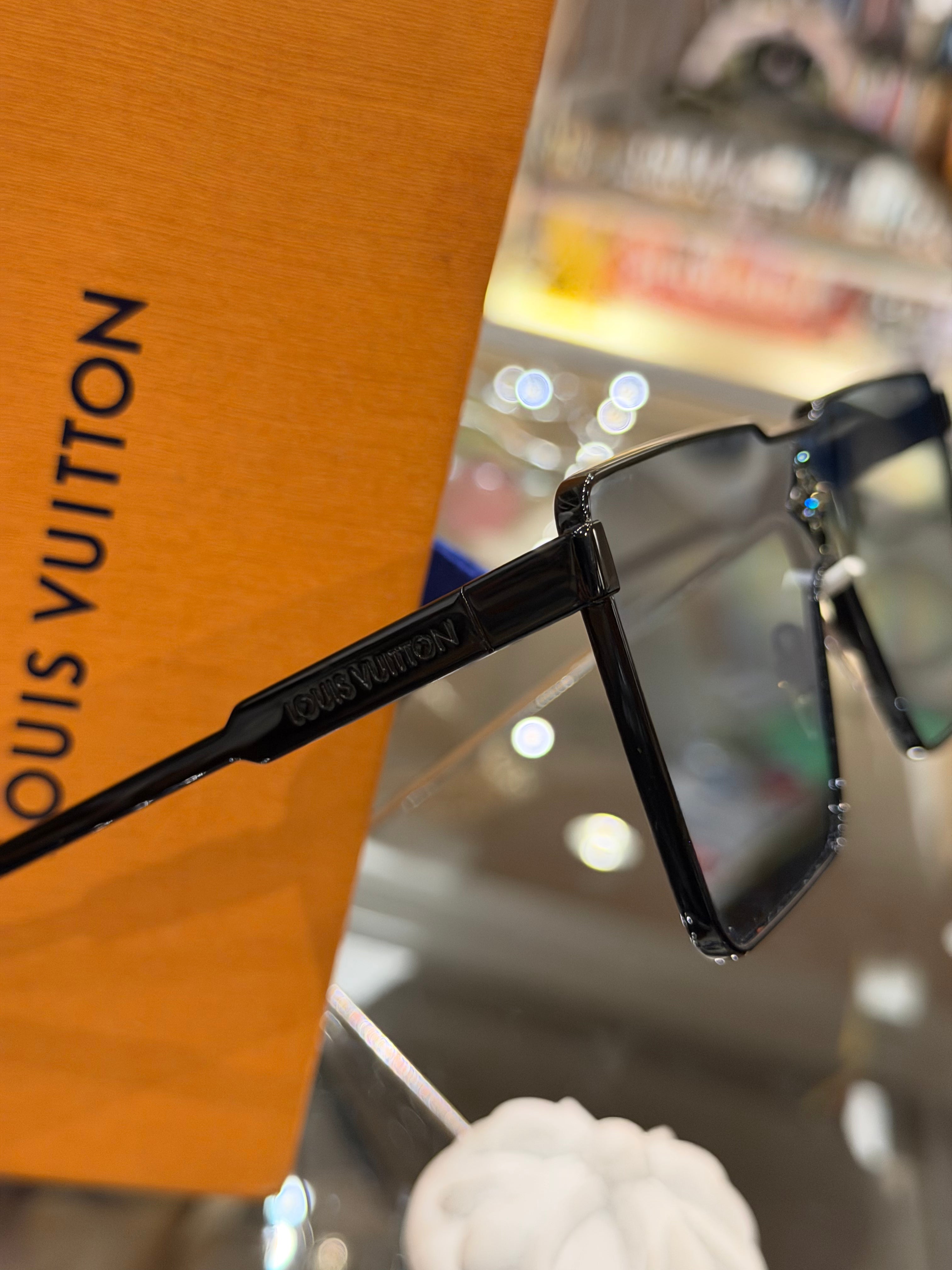 Louis Vuitton Cyclops Glasses