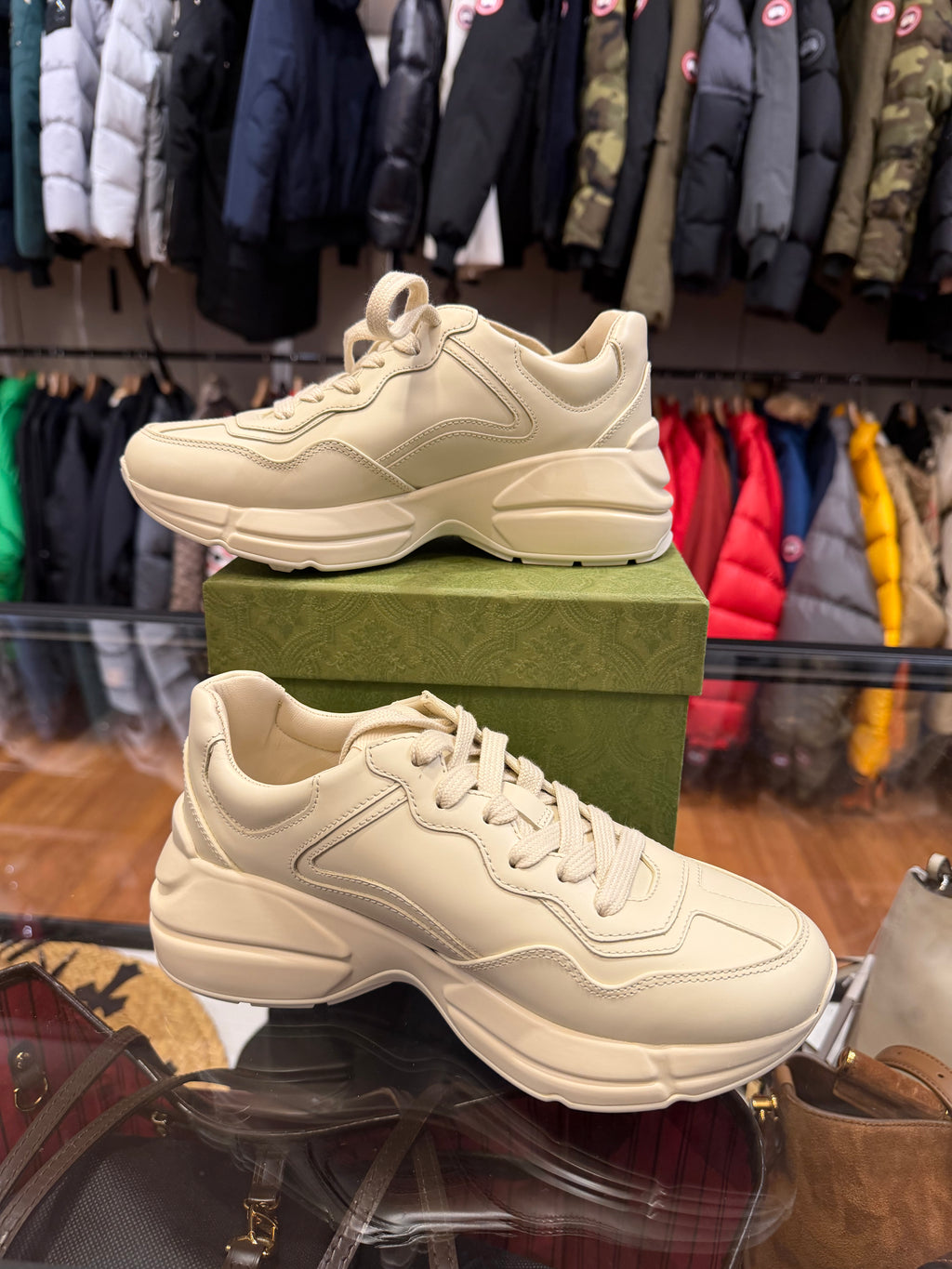 Gucci Rhyton Vintage Logo Leather Sneaker in ivory
