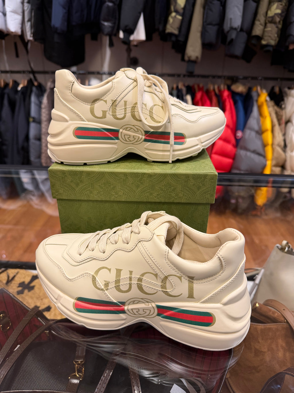 Gucci Rhyton Vintage Logo Leather Sneaker in ivory