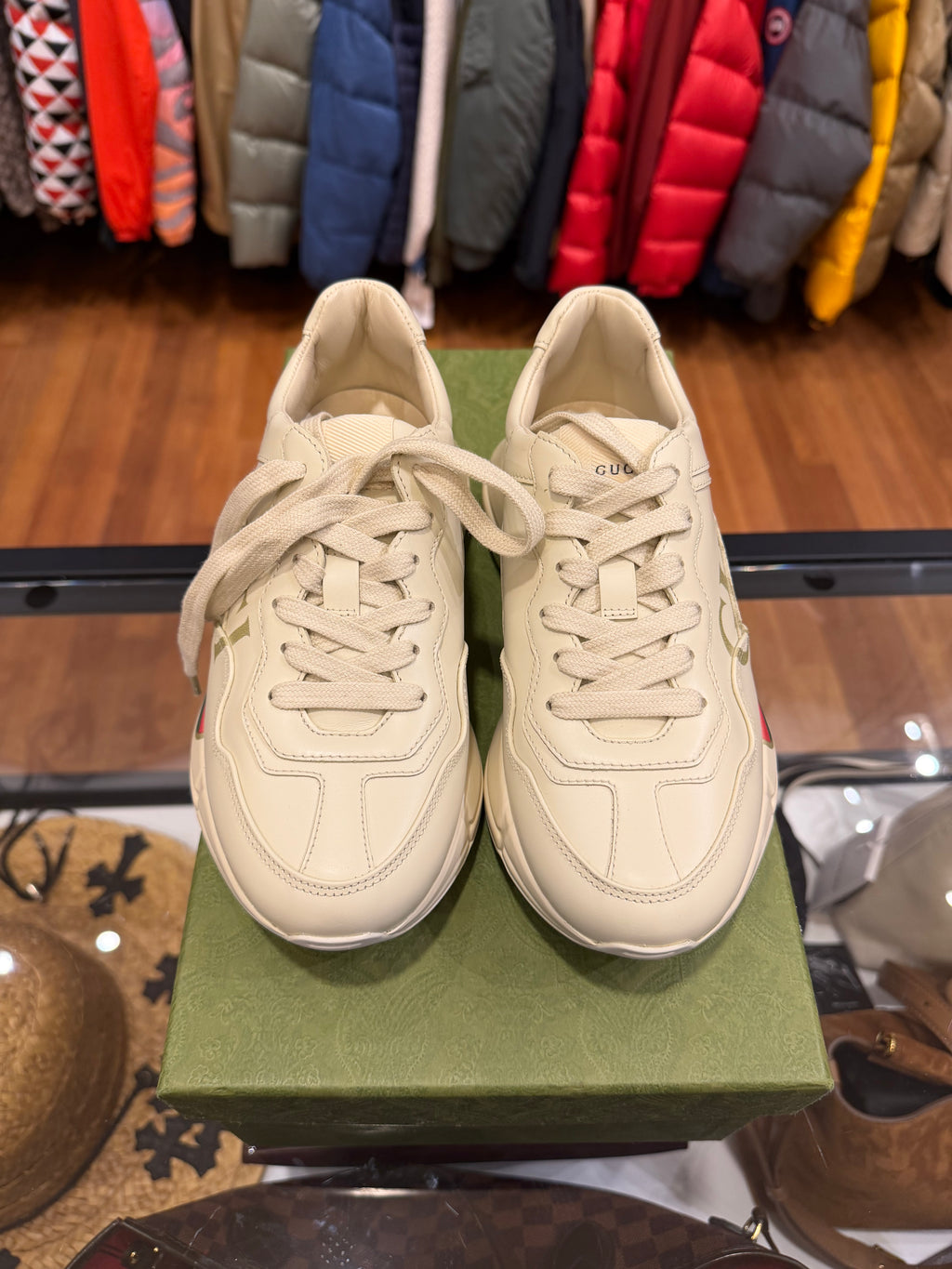 Gucci Rhyton Vintage Logo Leather Sneaker in ivory