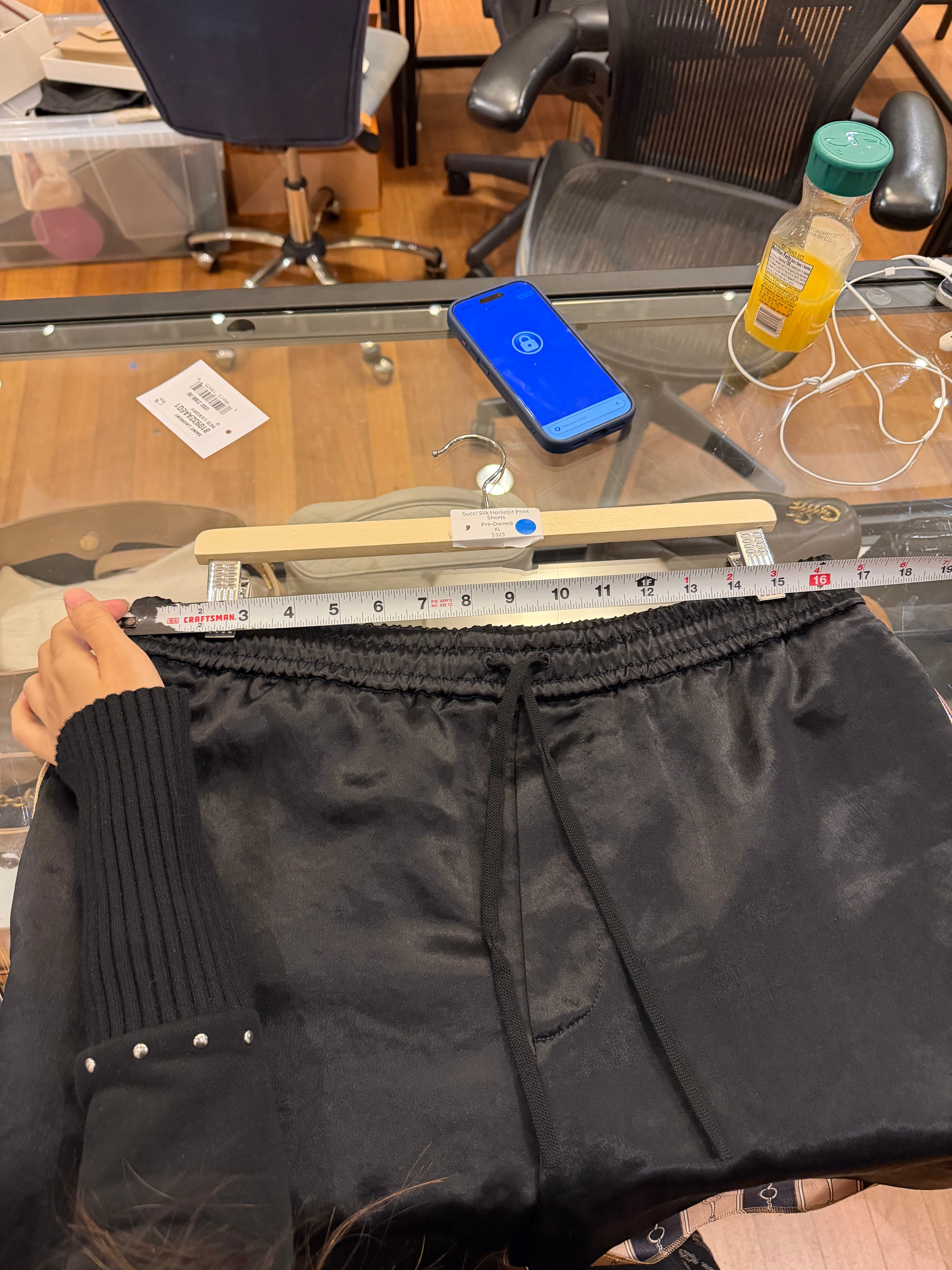 Gucci Silk Horsebit Print
Shorts