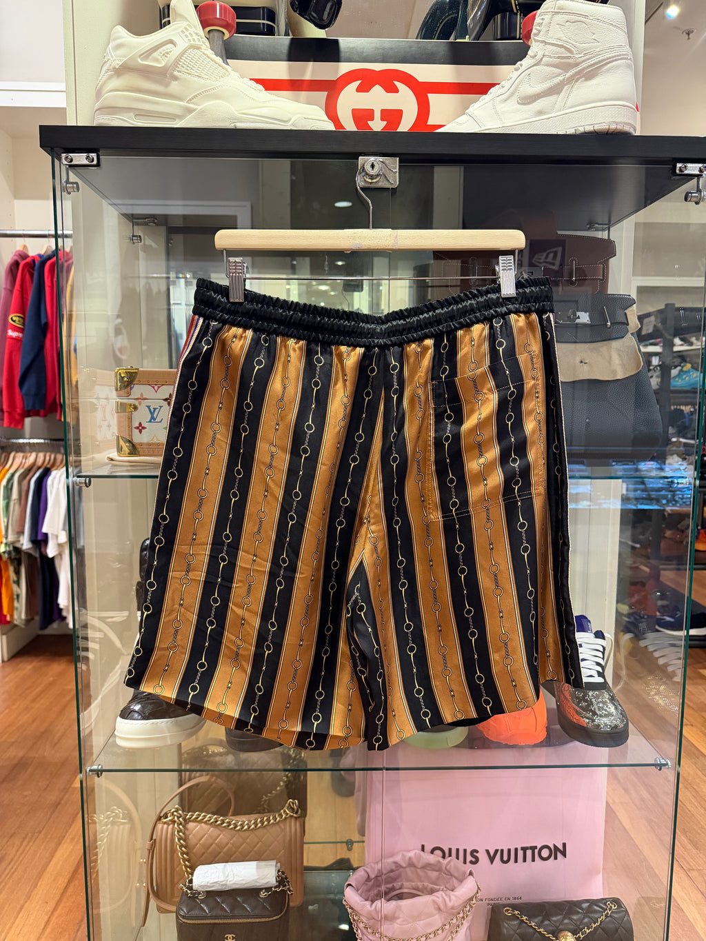 Gucci Silk Horsebit Print
Shorts